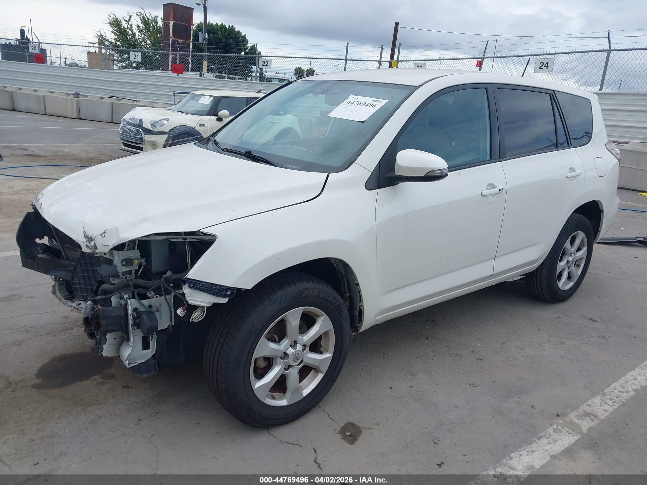 2013 Toyota Rav4 Ev   White vin: 2T3YL4DV0DW001920