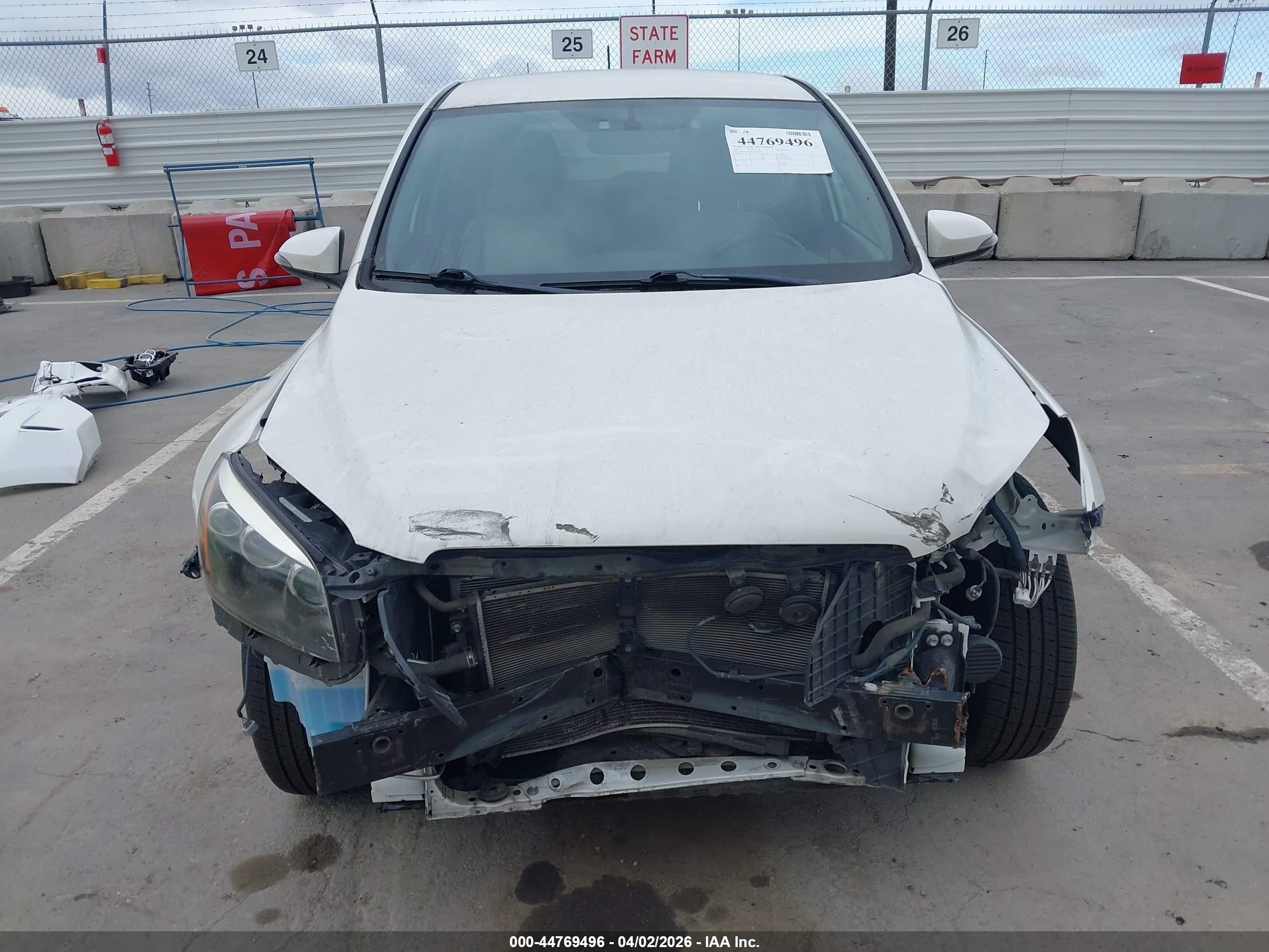 2013 Toyota Rav4 Ev   White vin: 2T3YL4DV0DW001920