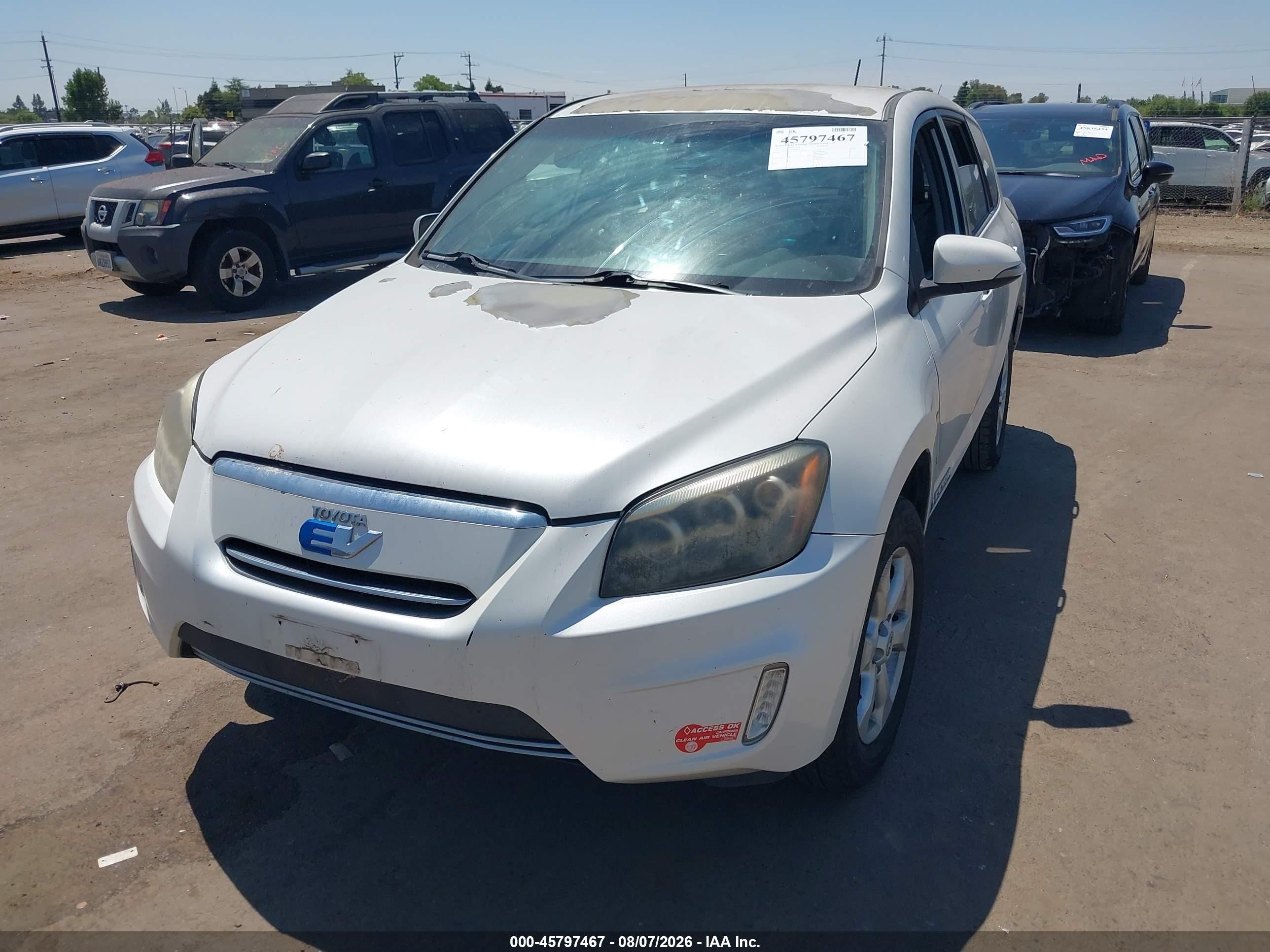 2014 Toyota Rav4 Ev   White vin: 2T3YL4DV1EW002351