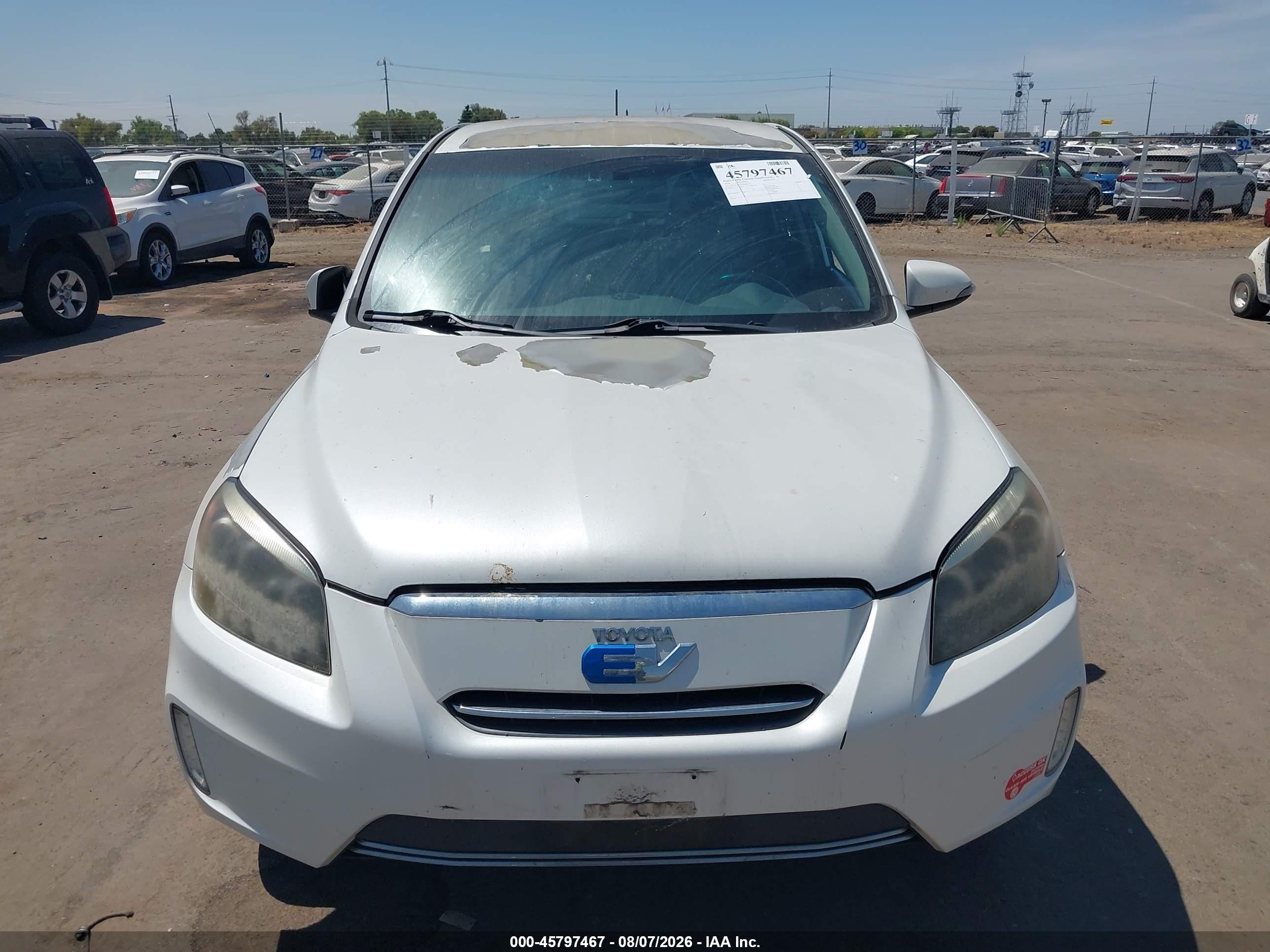 2014 Toyota Rav4 Ev   White vin: 2T3YL4DV1EW002351