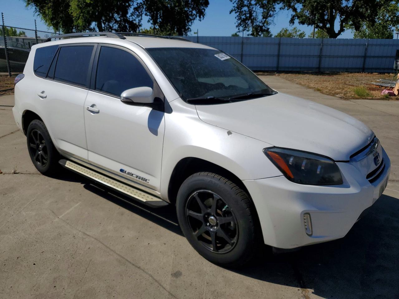 2012 Toyota Rav4 Ev Base White vin: 2T3YL4DV2CW001240