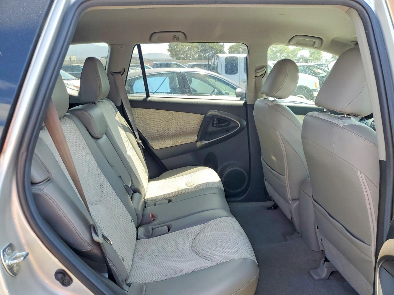2012 Toyota Rav4 Ev Base Silver vin: 2T3YL4DV4CW001322