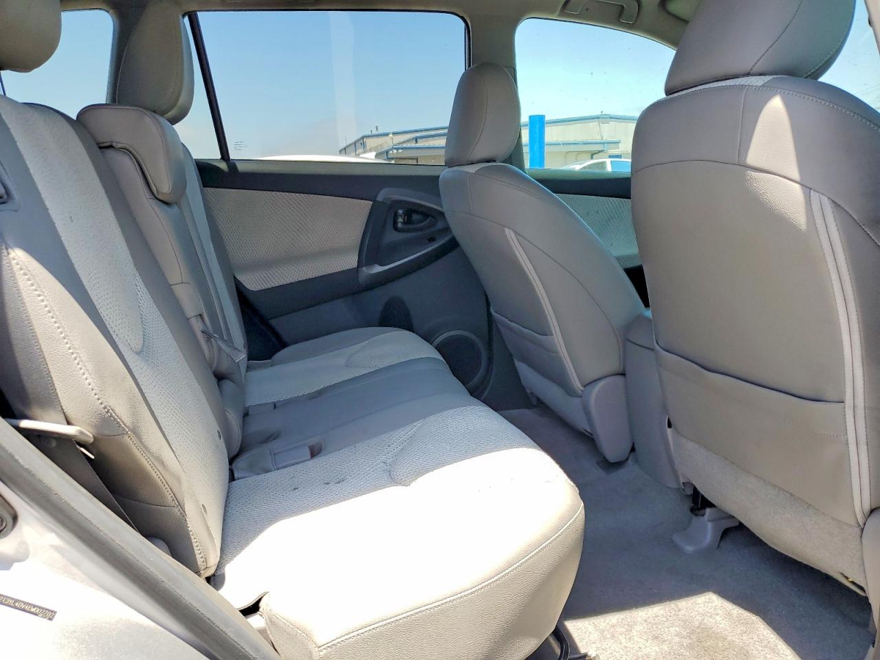 2014 Toyota Rav4 Ev Base Silver vin: 2T3YL4DV4EW002702