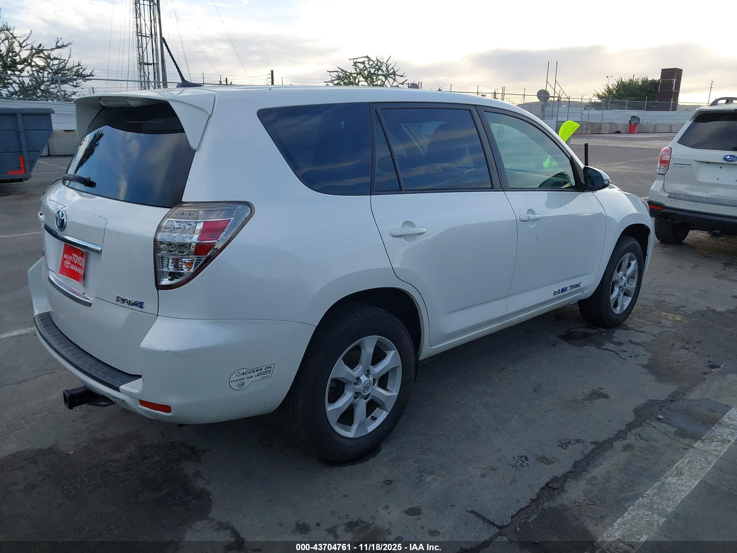 2012 Toyota Rav4 Ev   White vin: 2T3YL4DV5CW001507