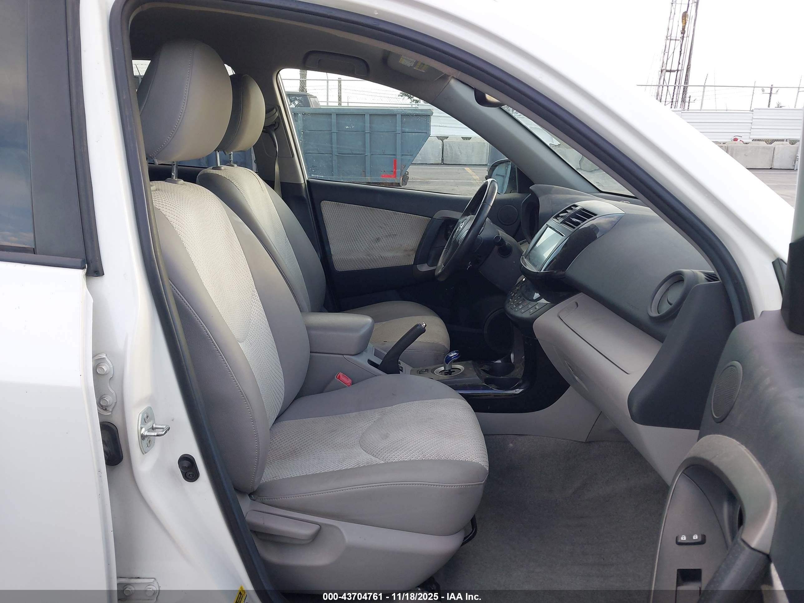 2012 Toyota Rav4 Ev   White vin: 2T3YL4DV5CW001507