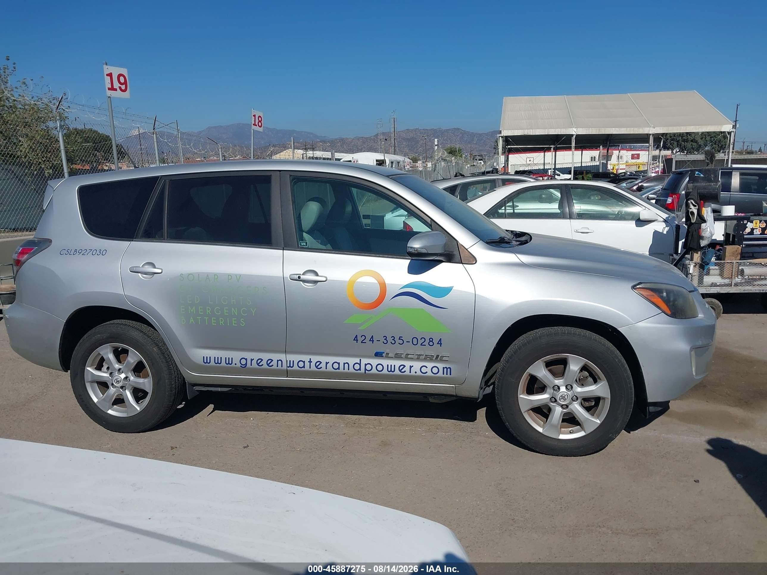 2013 Toyota Rav4 Ev   Silver vin: 2T3YL4DV5DW001623