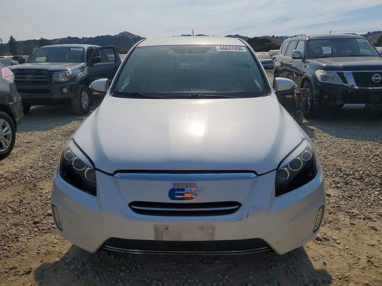 2012 Toyota Rav4 Ev Base Белый vin: 2T3YL4DV6CW001242