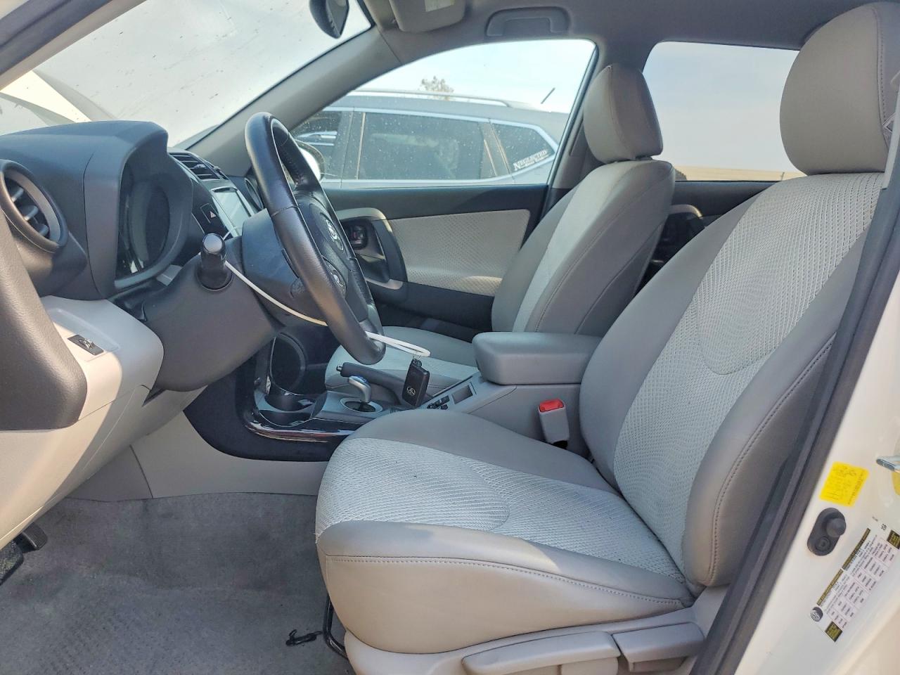 2012 Toyota Rav4 Ev Base Белый vin: 2T3YL4DV6CW001242