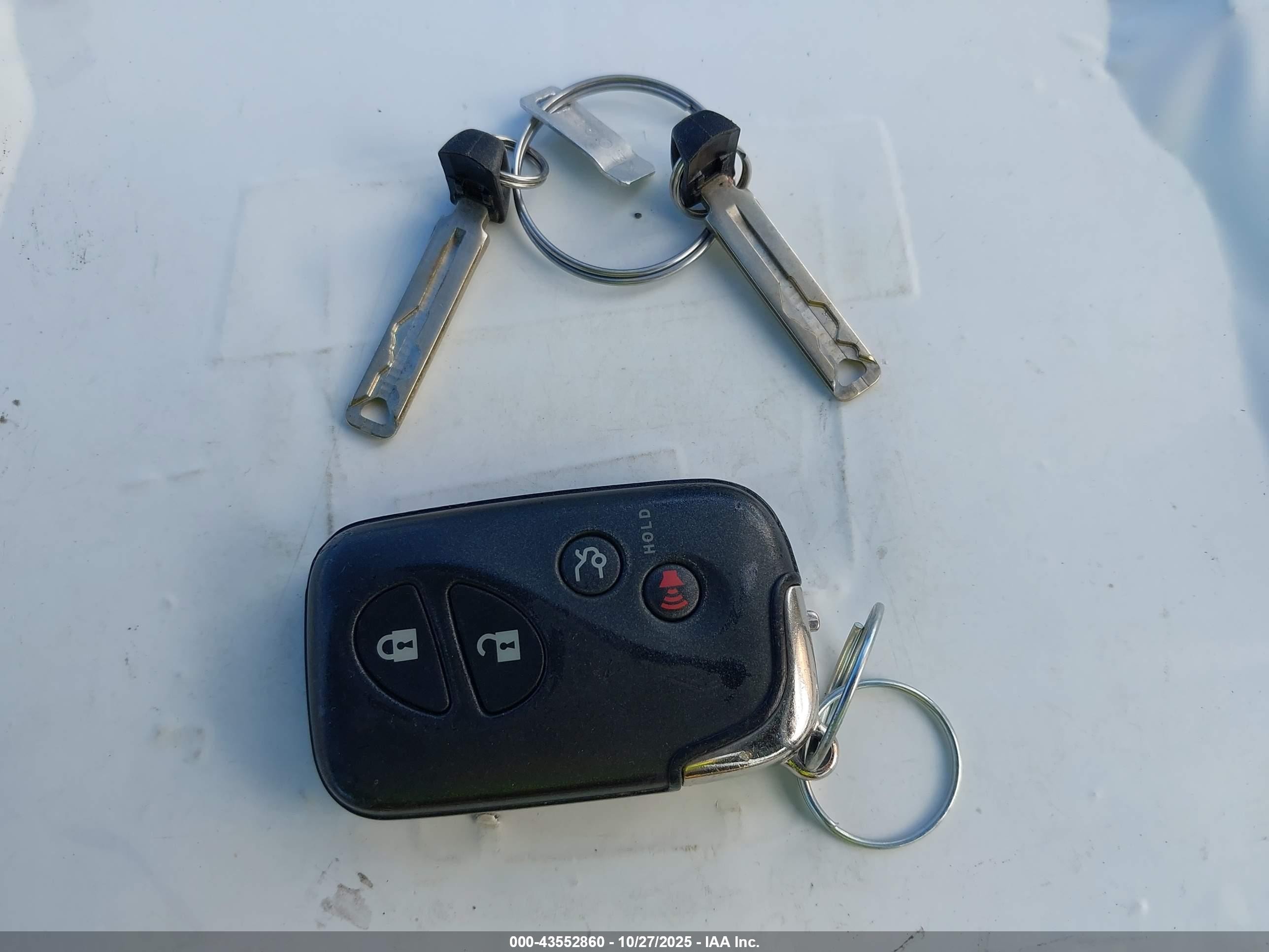2012 Toyota Rav4 Ev   White vin: 2T3YL4DV6CW001385