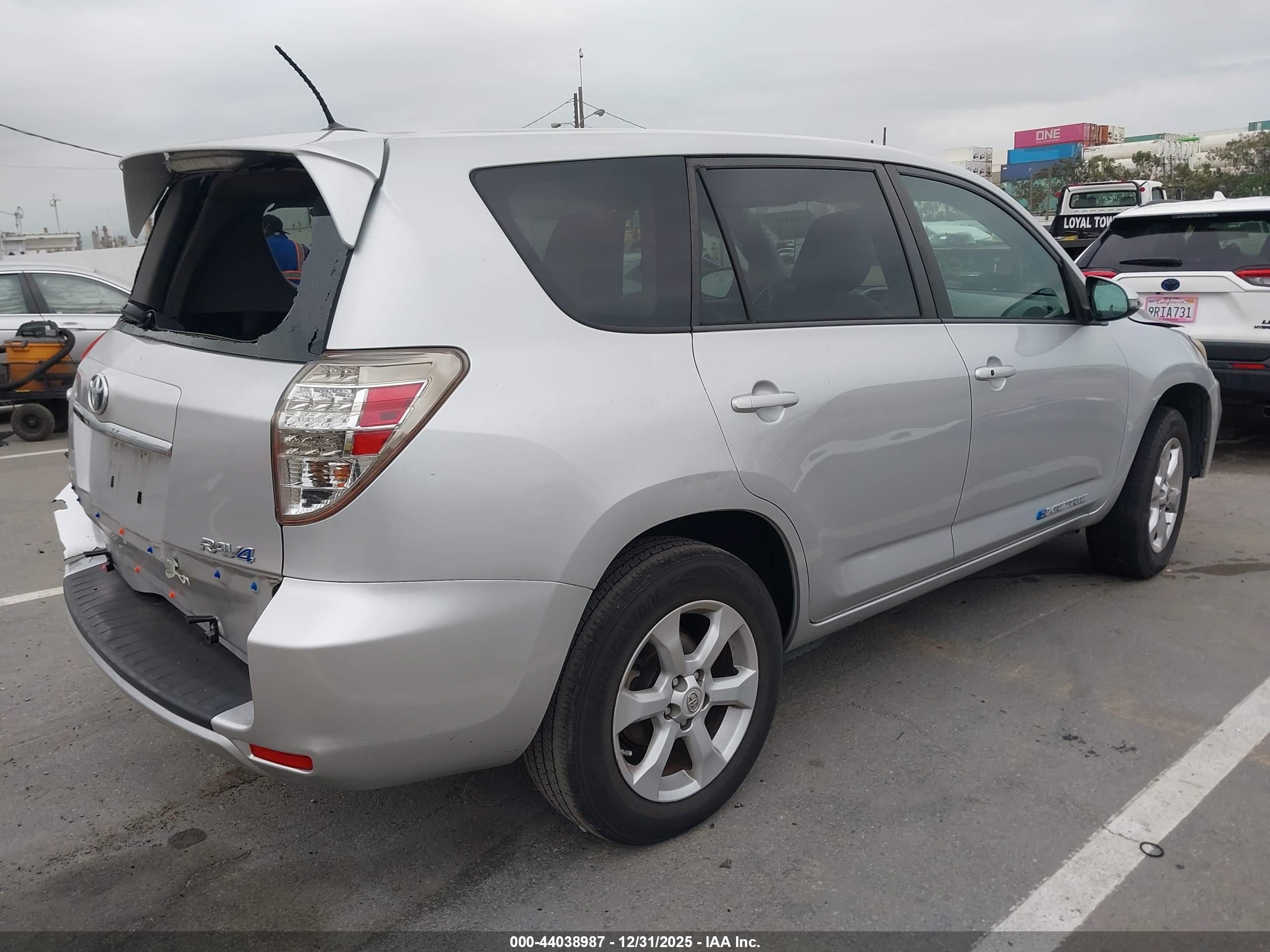 2013 Toyota Rav4 Ev   Silver vin: 2T3YL4DV7DW001655
