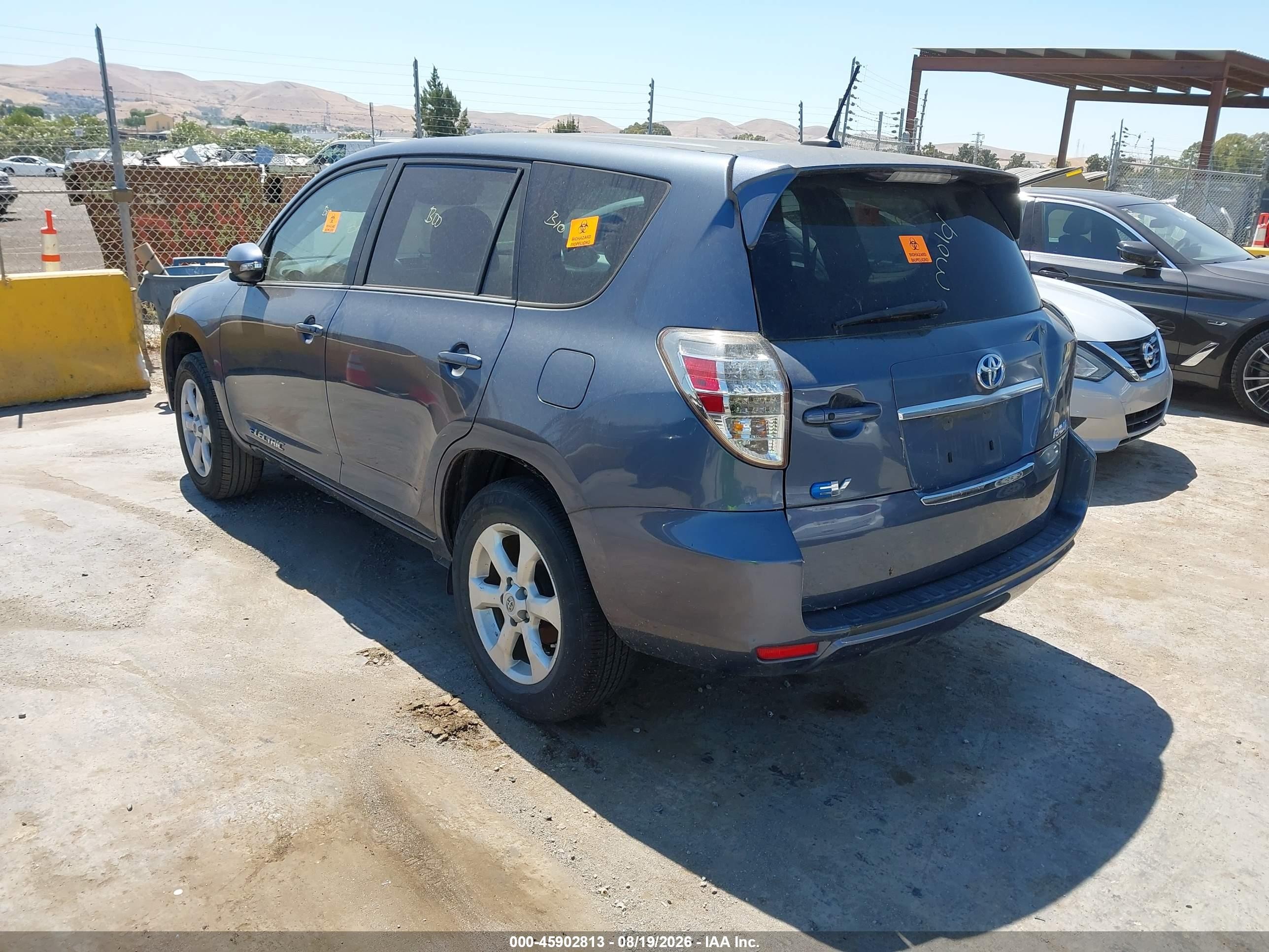 2013 Toyota Rav4 Ev   Blue vin: 2T3YL4DV7DW001672