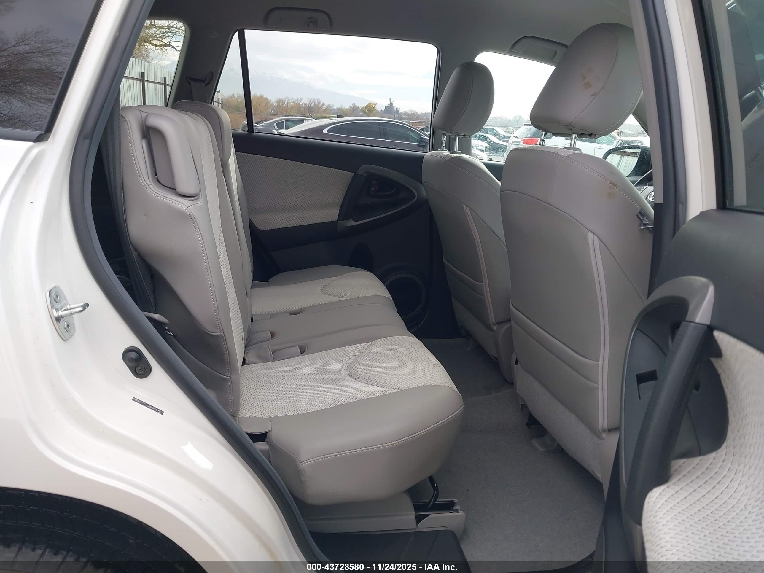2012 Toyota Rav4 Ev   White vin: 2T3YL4DV8CW001257