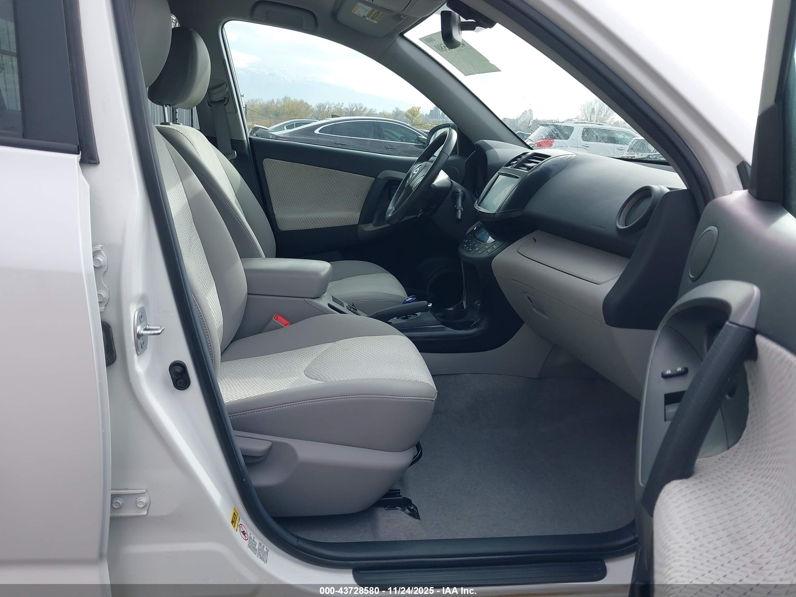 2012 Toyota Rav4 Ev   White vin: 2T3YL4DV8CW001257
