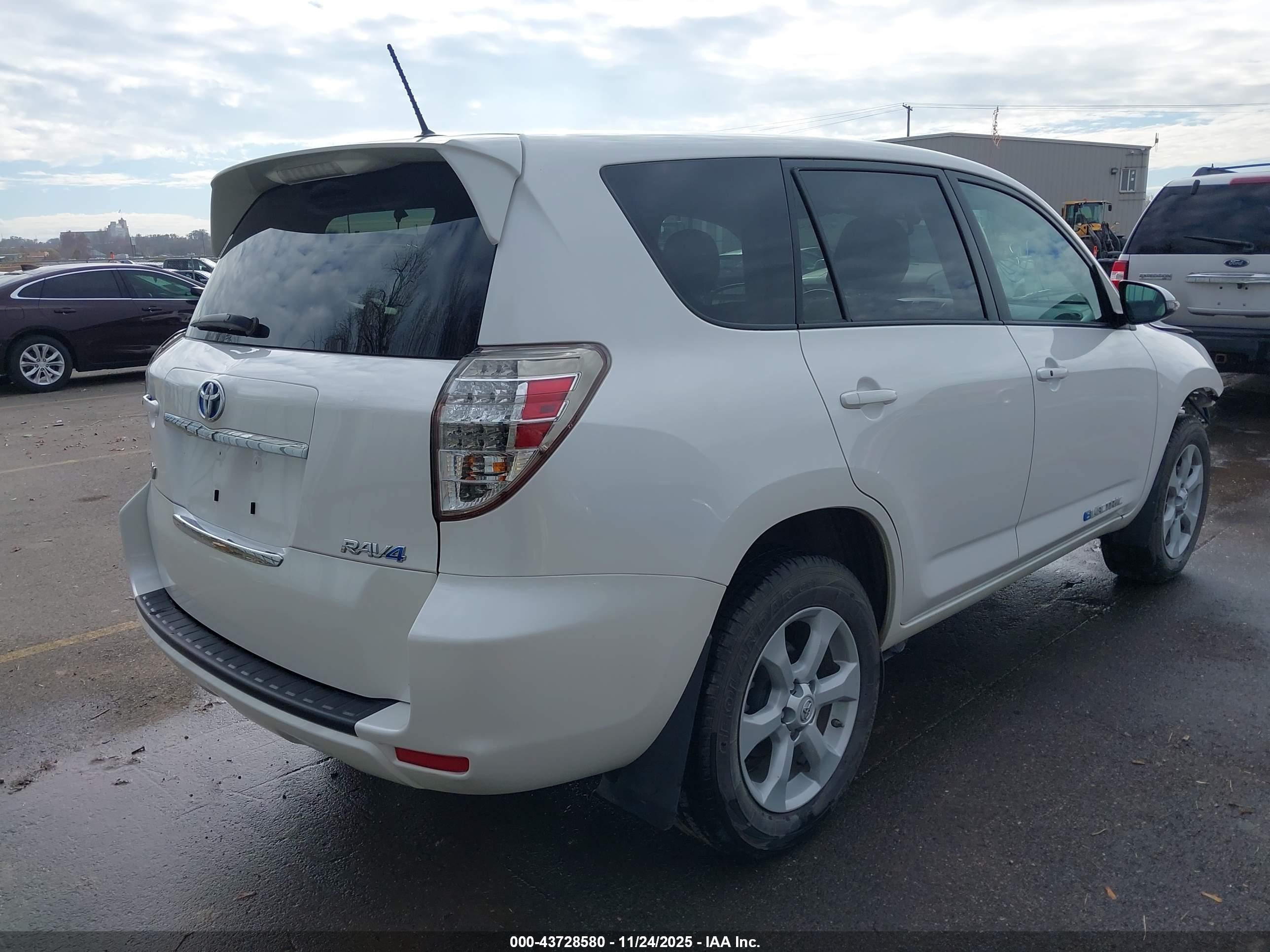 2012 Toyota Rav4 Ev   White vin: 2T3YL4DV8CW001257