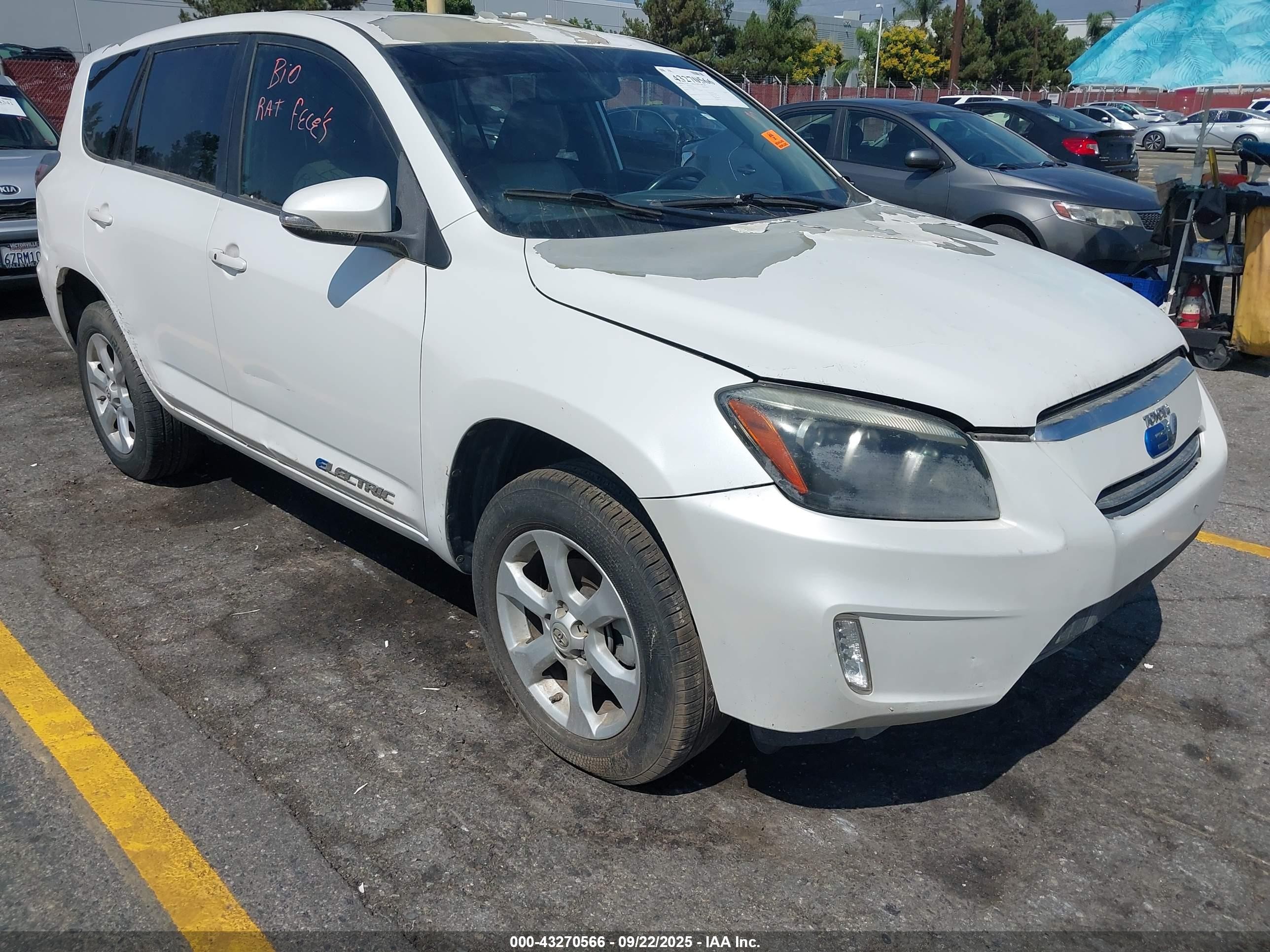 2013 Toyota Rav4 Ev   White vin: 2T3YL4DV8DW002149