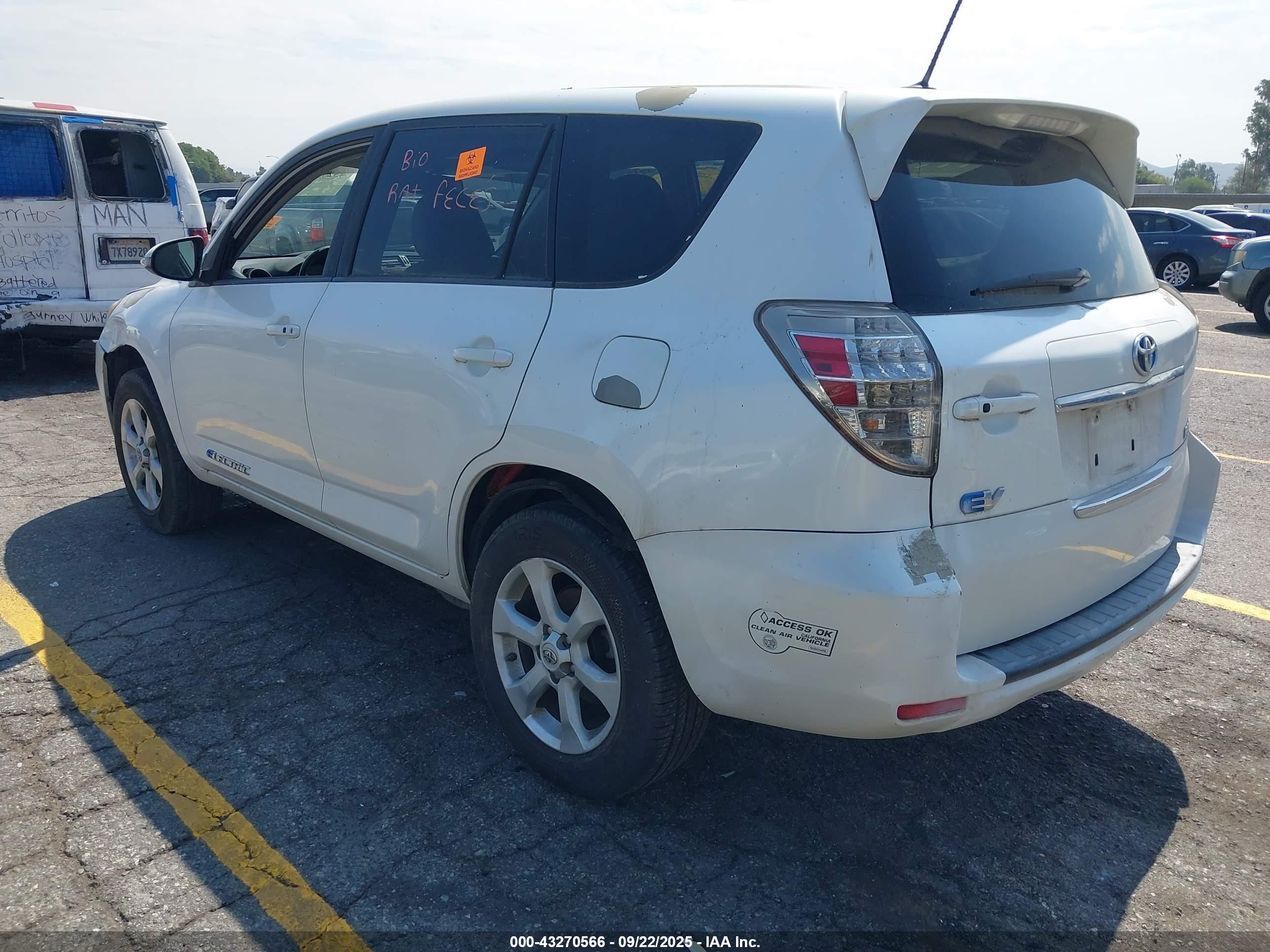 2013 Toyota Rav4 Ev   White vin: 2T3YL4DV8DW002149