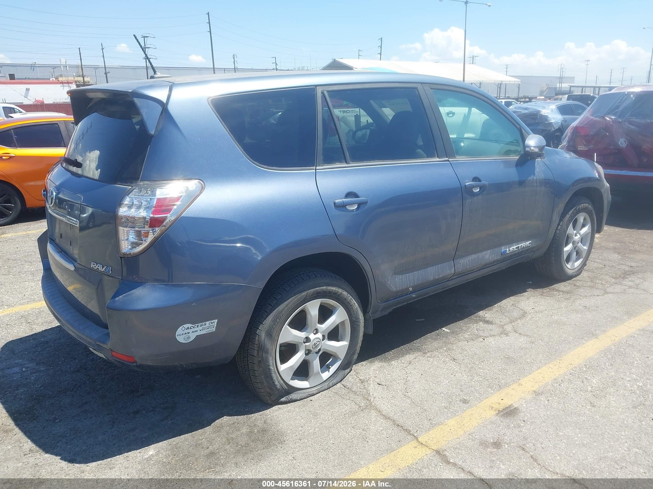 2013 Toyota Rav4 Ev   Green vin: 2T3YL4DVXDW001973