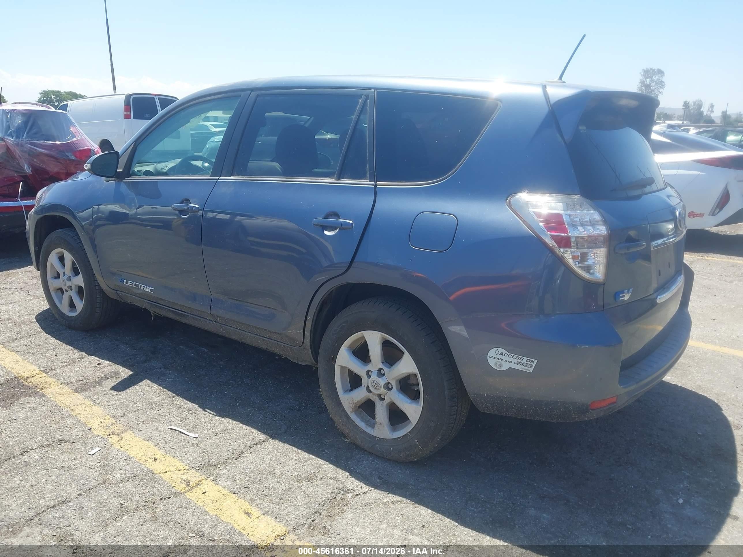 2013 Toyota Rav4 Ev   Green vin: 2T3YL4DVXDW001973