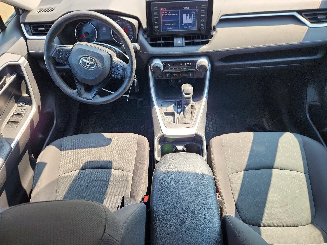 2019 Toyota Rav4 Le Silver vin: 2T3Z1RFV9KC002146