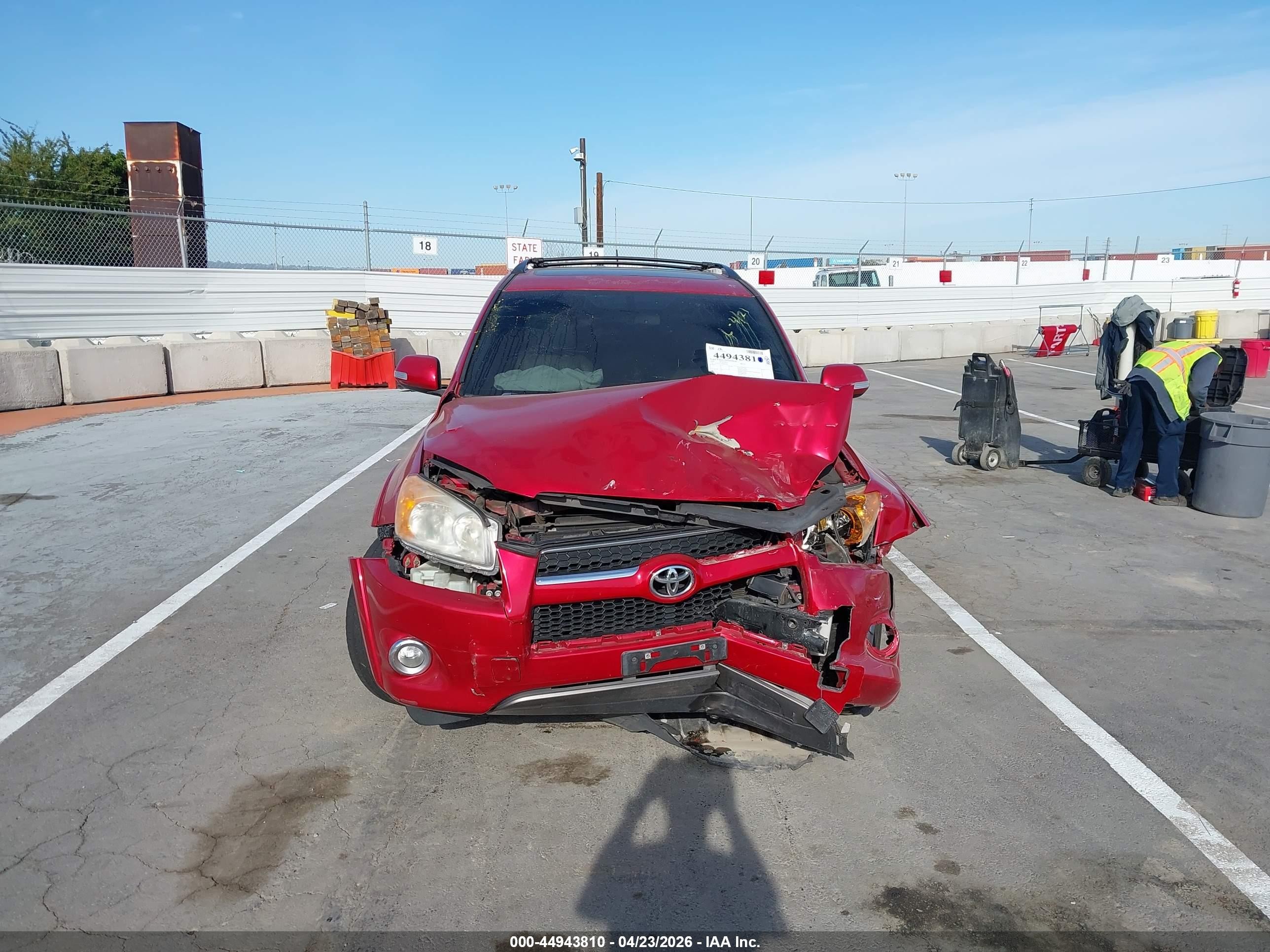 2009 Toyota Rav4 Limited Red vin: 2T3ZF31V29W009194