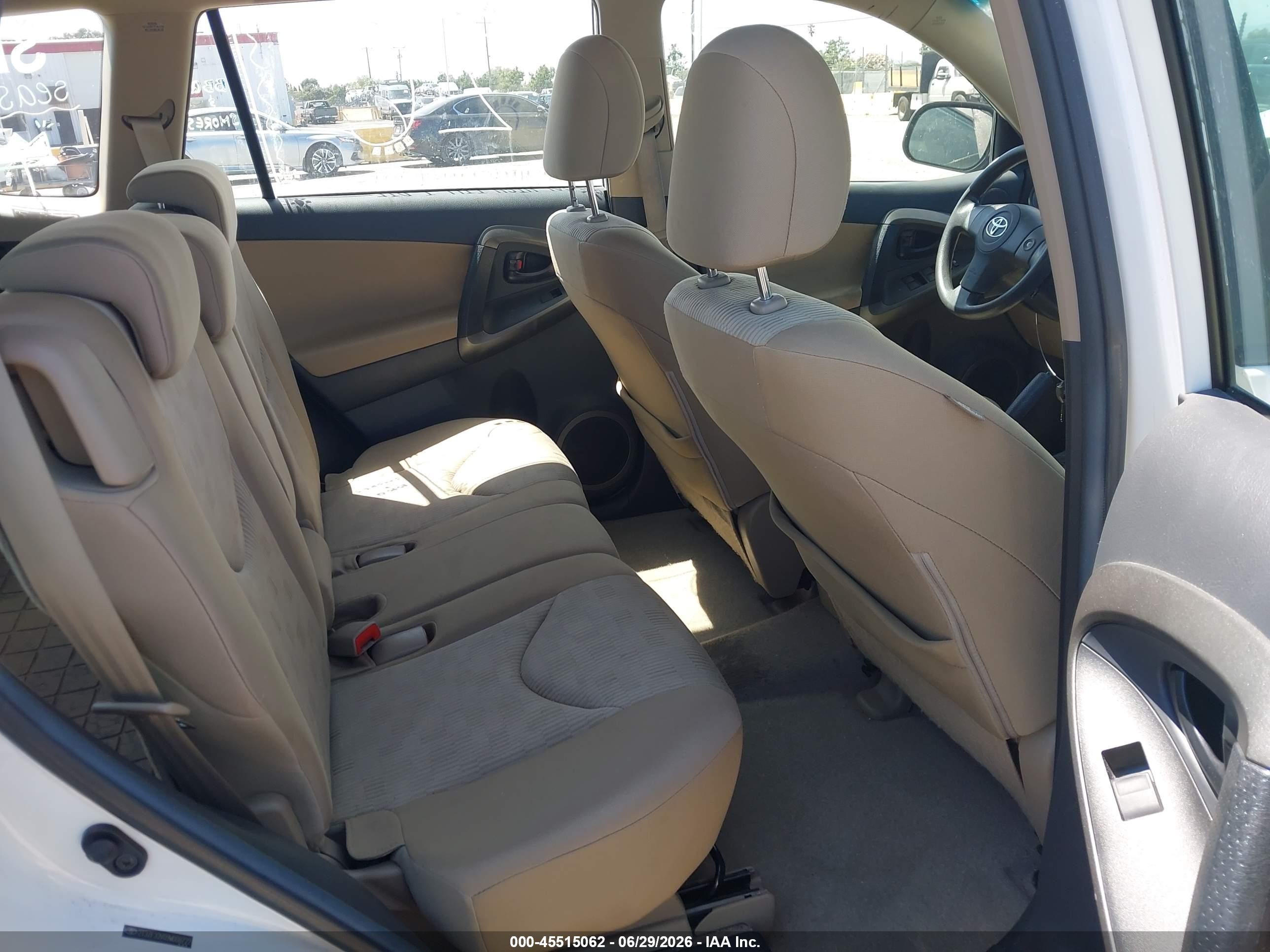 2009 Toyota Rav4   White vin: 2T3ZF33V09W008722