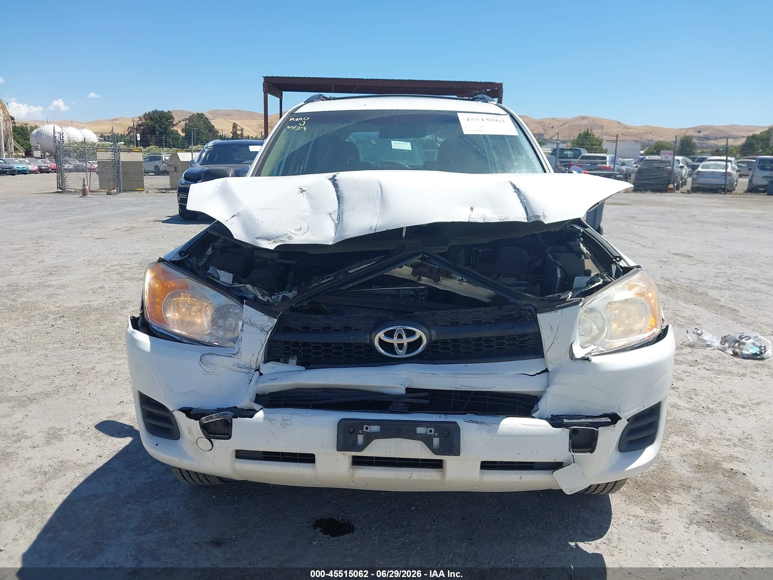 2009 Toyota Rav4   White vin: 2T3ZF33V09W008722