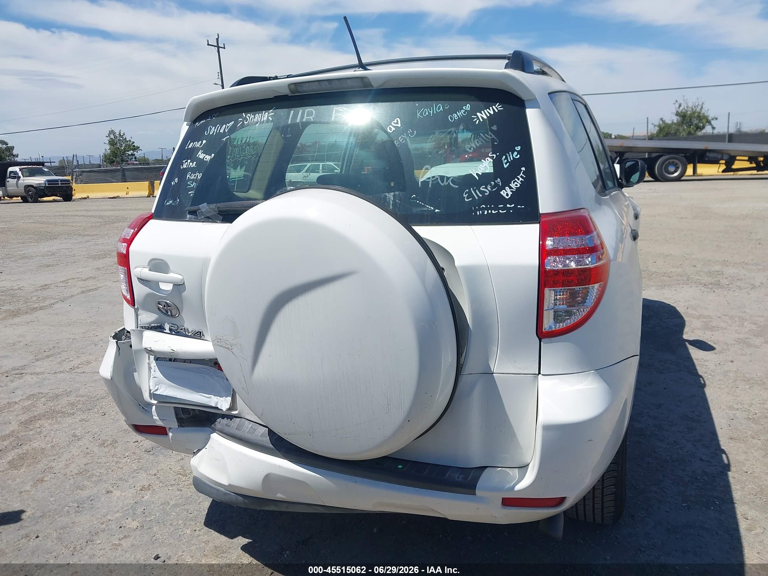2009 Toyota Rav4   White vin: 2T3ZF33V09W008722