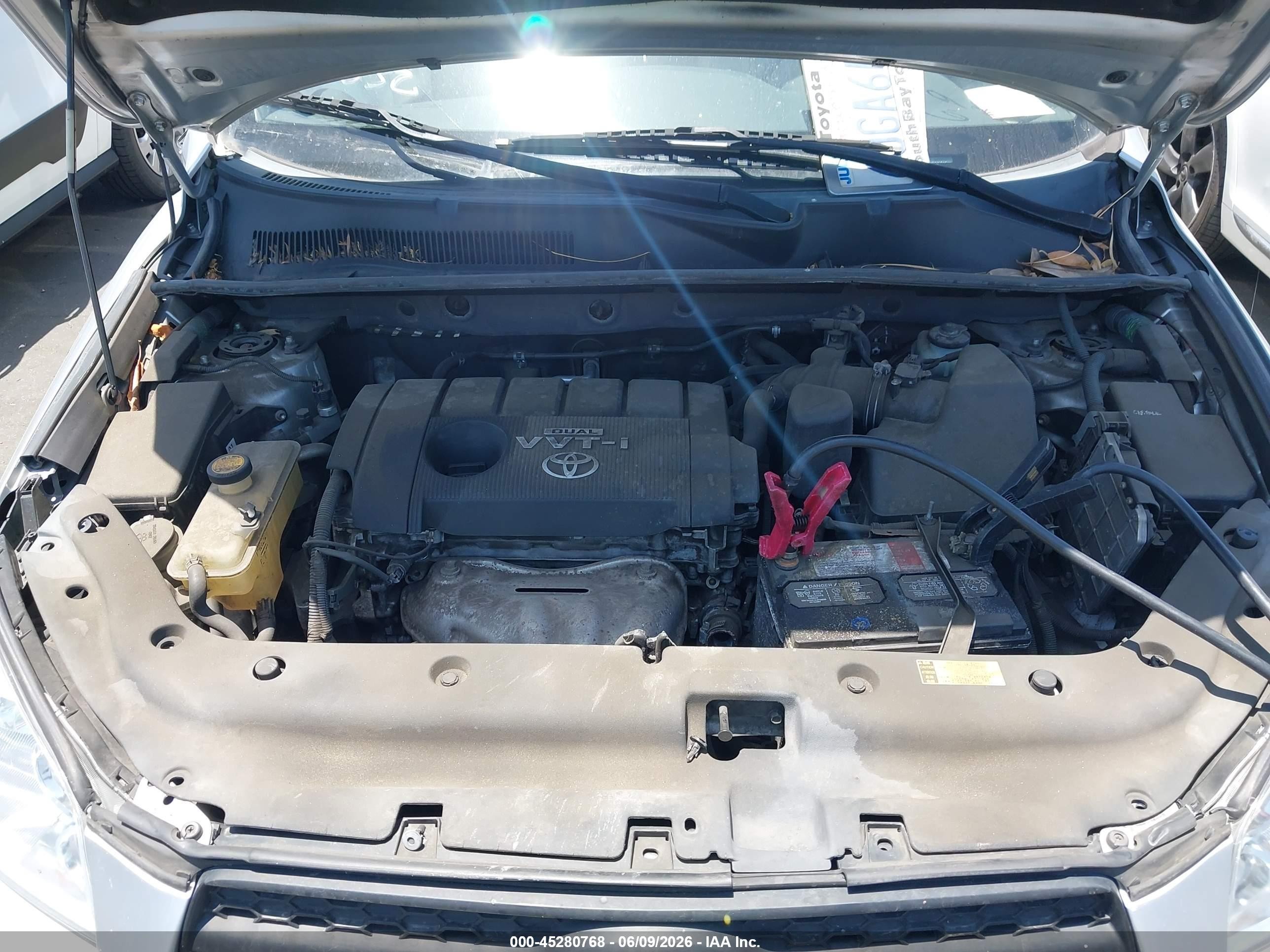 2009 Toyota Rav4   Белый vin: 2T3ZF33V09W012737