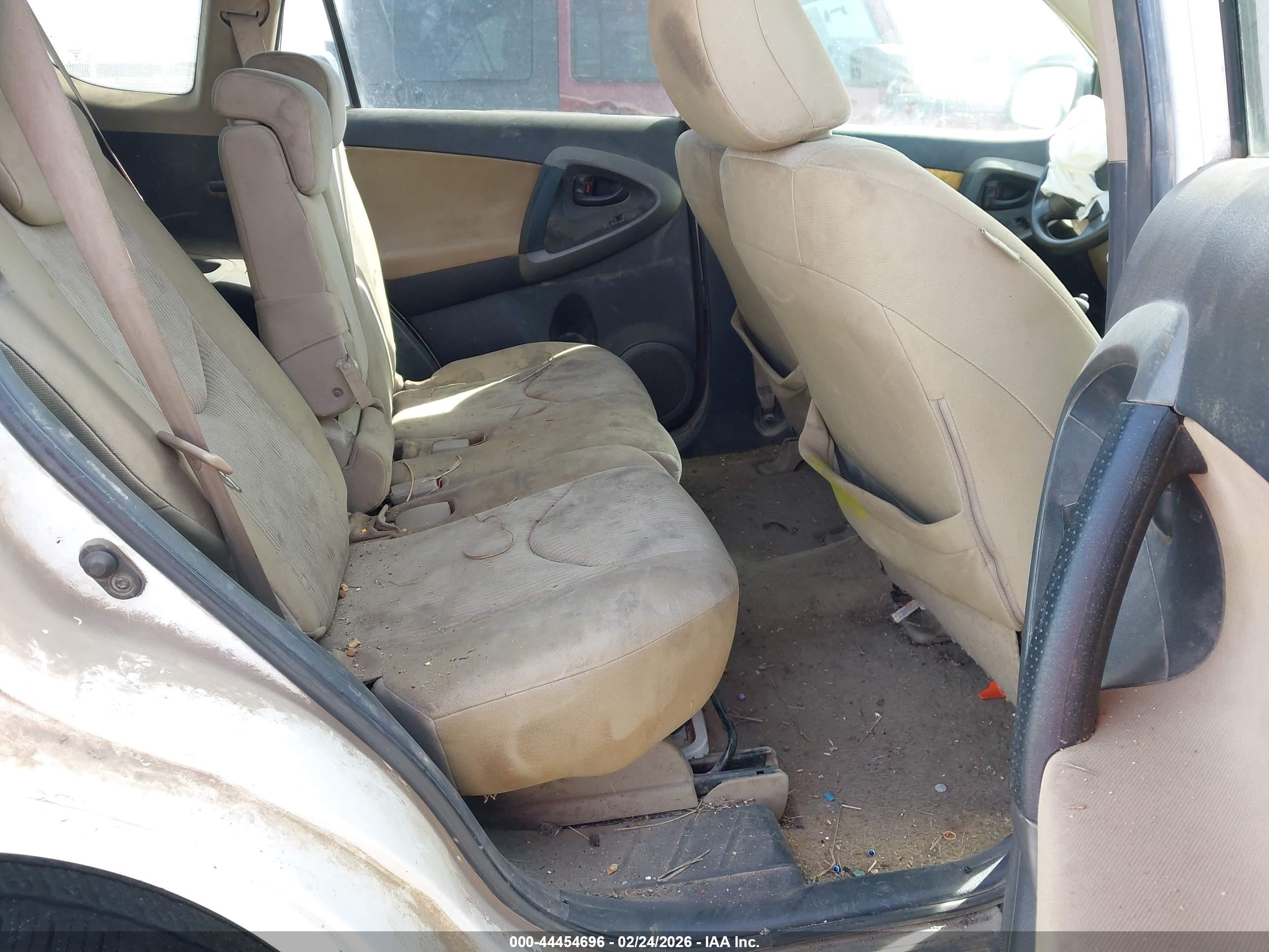 2009 Toyota Rav4   White vin: 2T3ZF33V09W016769