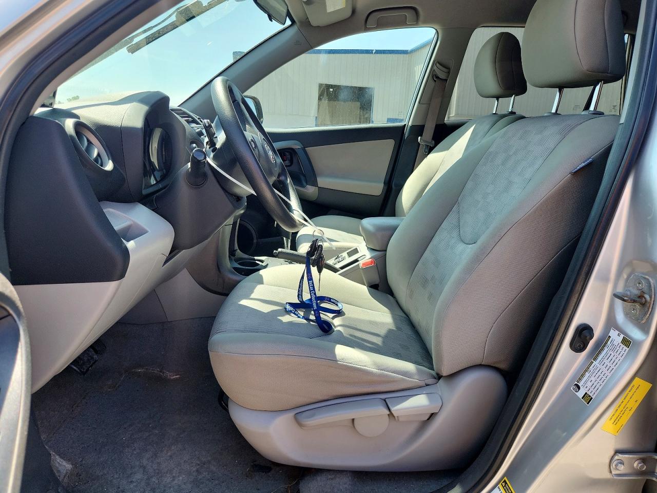 2009 Toyota Rav4 Base Серебряный vin: 2T3ZF33V19W010009