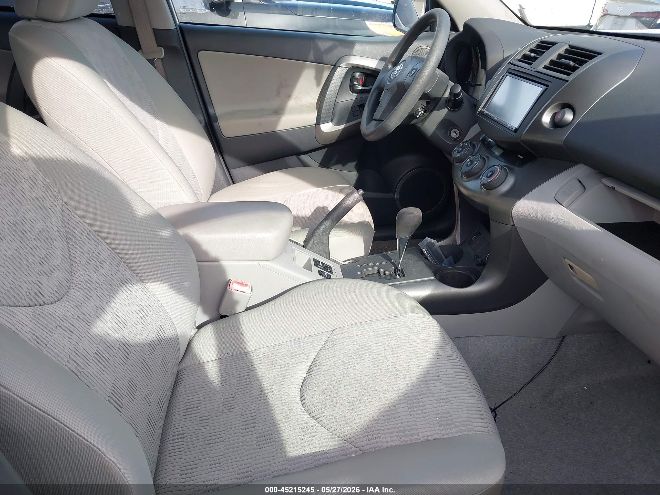 2009 Toyota Rav4   White vin: 2T3ZF33V29W009385