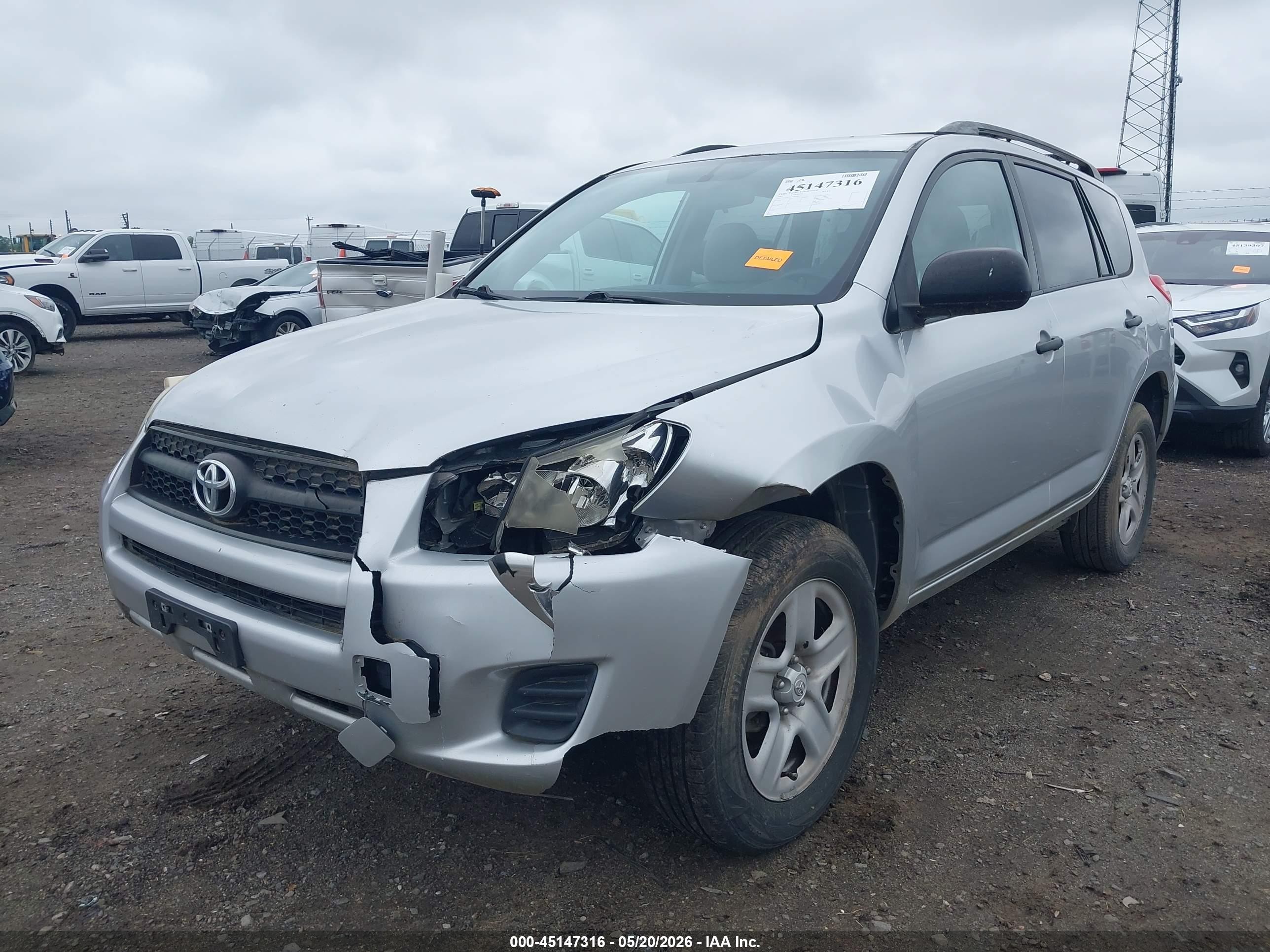 2009 Toyota Rav4   Серебряный vin: 2T3ZF33V39W005961