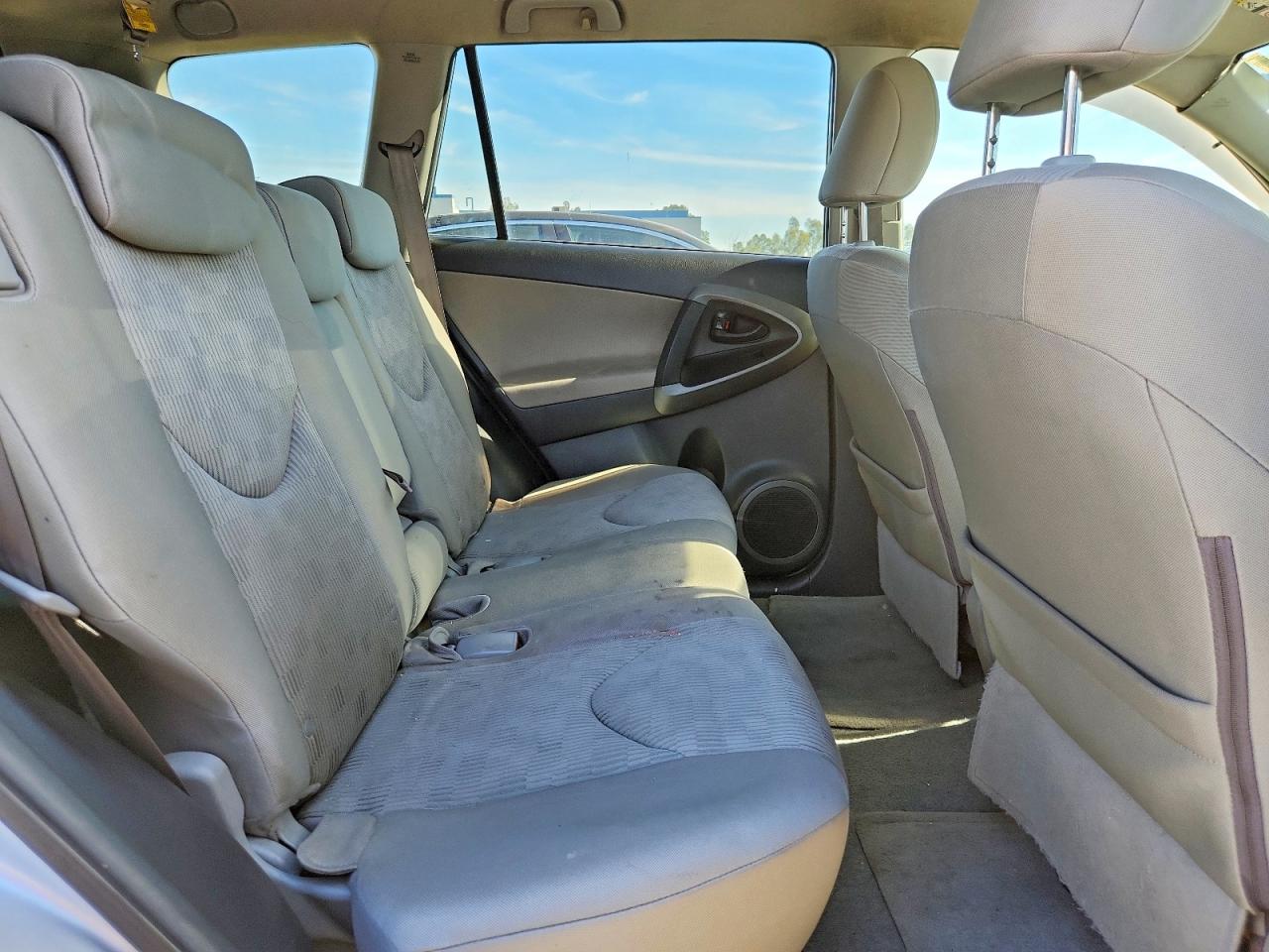 2009 Toyota Rav4 Base Silver vin: 2T3ZF33V79W010600