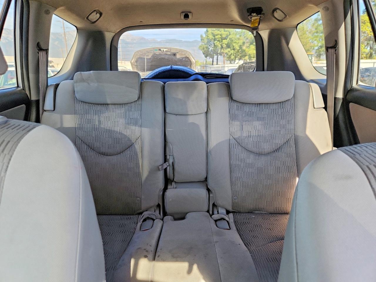 2009 Toyota Rav4 Base Silver vin: 2T3ZF33V79W010600
