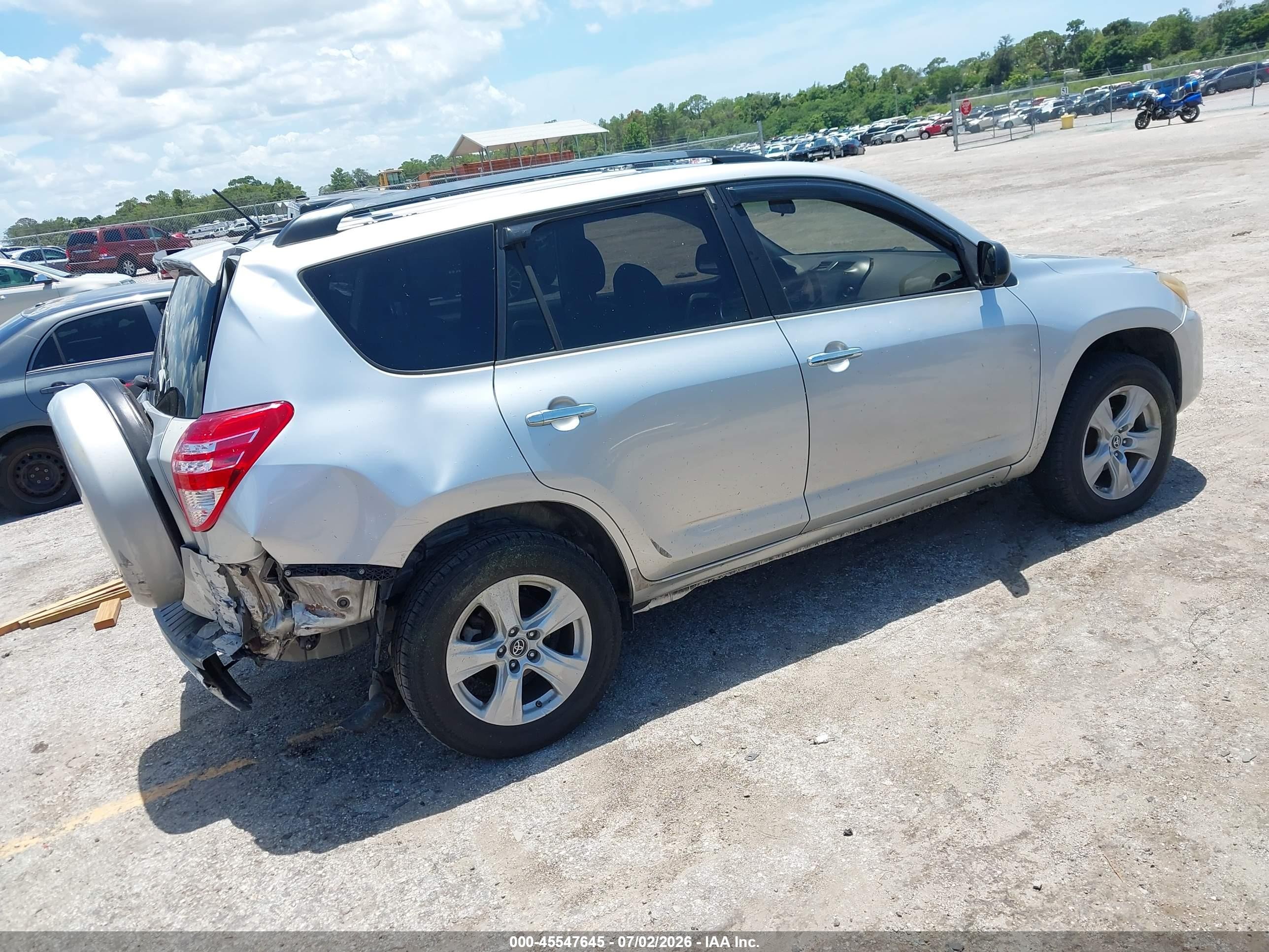 2009 Toyota Rav4   Silver vin: 2T3ZF33VX9W009263