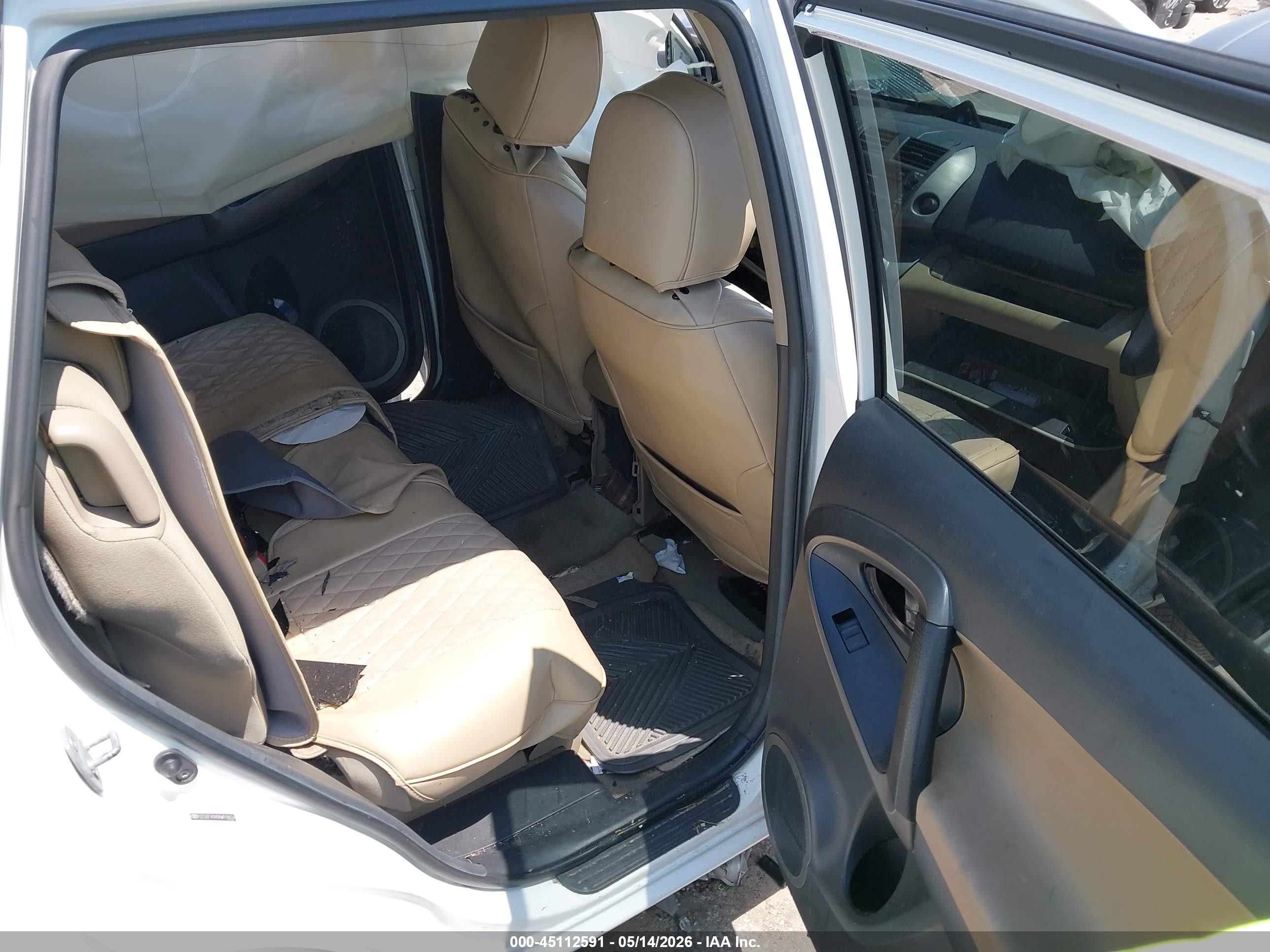 2010 Toyota Rav4   White vin: 2T3ZF4DV0AW018658