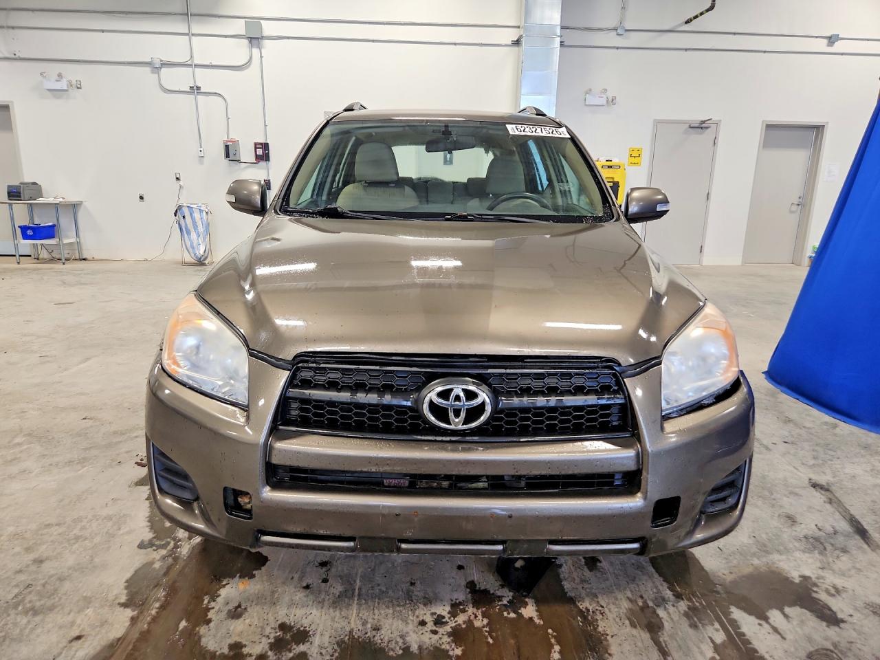 2010 Toyota Rav4 Base Brown vin: 2T3ZF4DV0AW030325