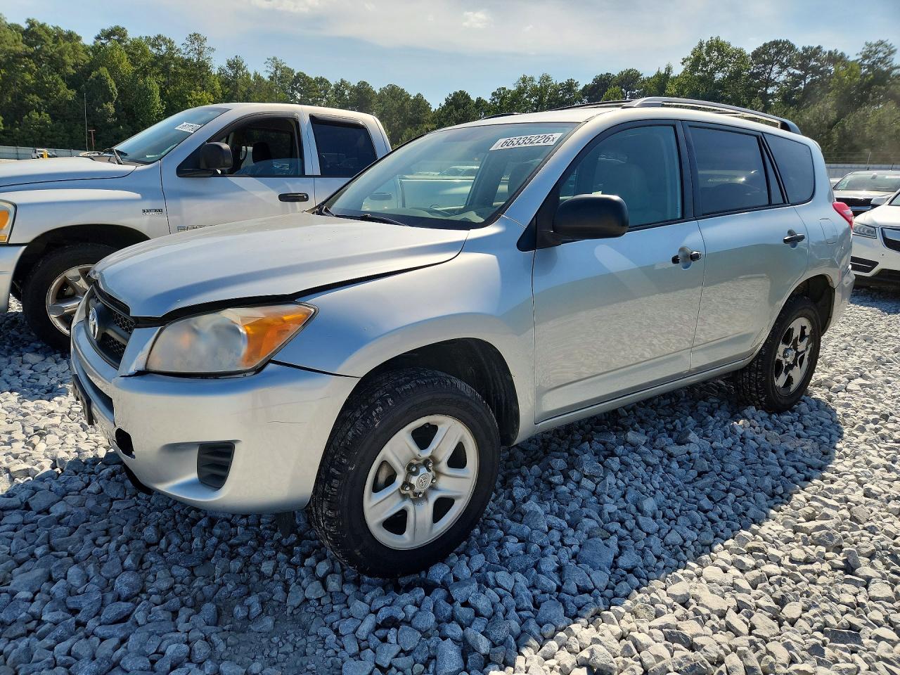 2010 Toyota Rav4 Base Silver vin: 2T3ZF4DV0AW031877