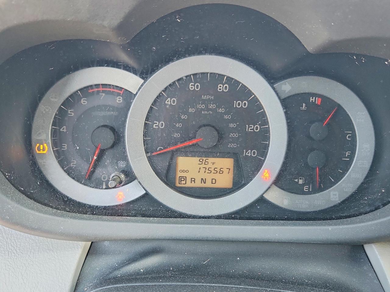 2010 Toyota Rav4 Base Silver vin: 2T3ZF4DV0AW031877