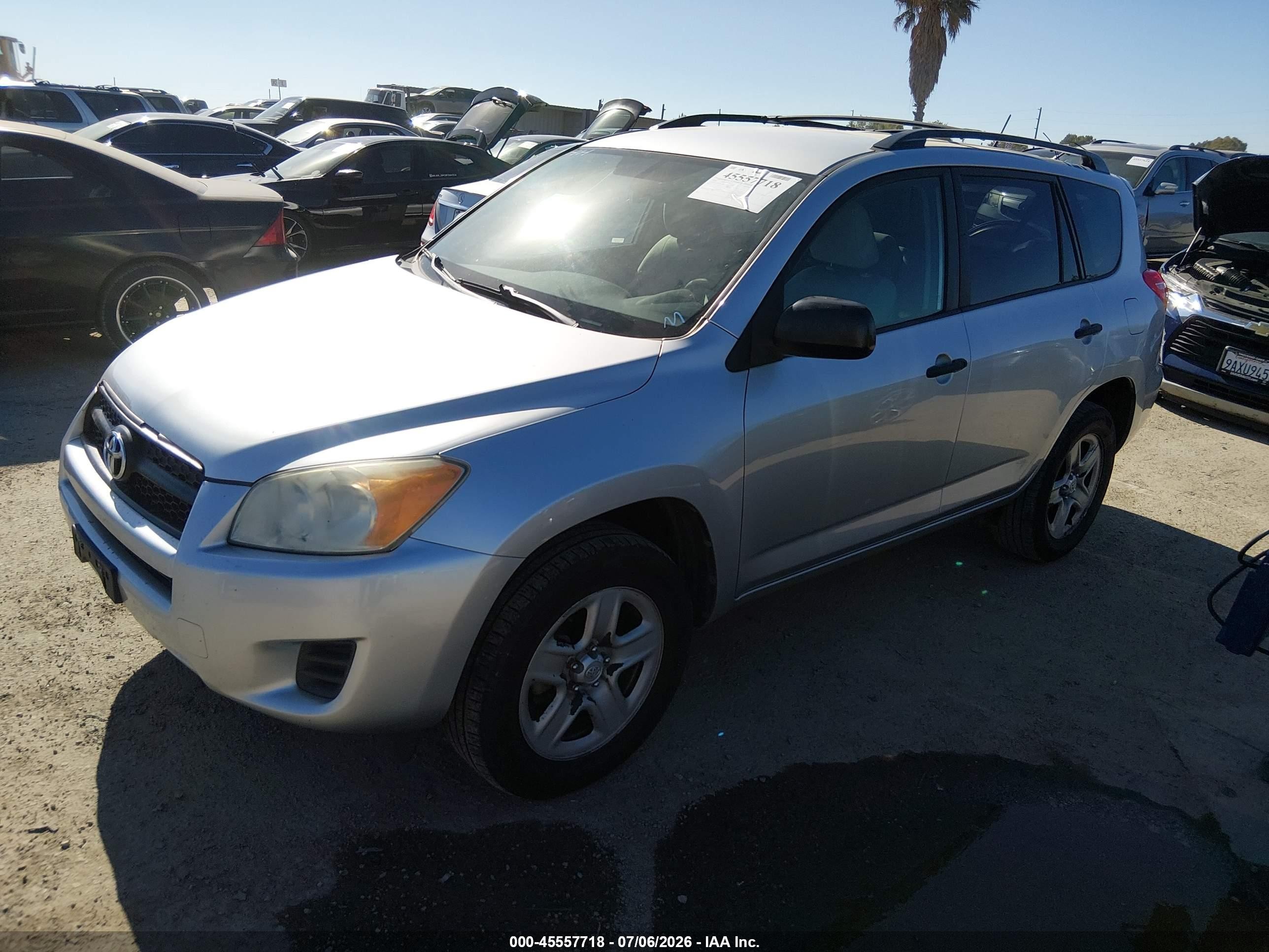 2010 Toyota Rav4 Silver vin: 2T3ZF4DV0AW033628