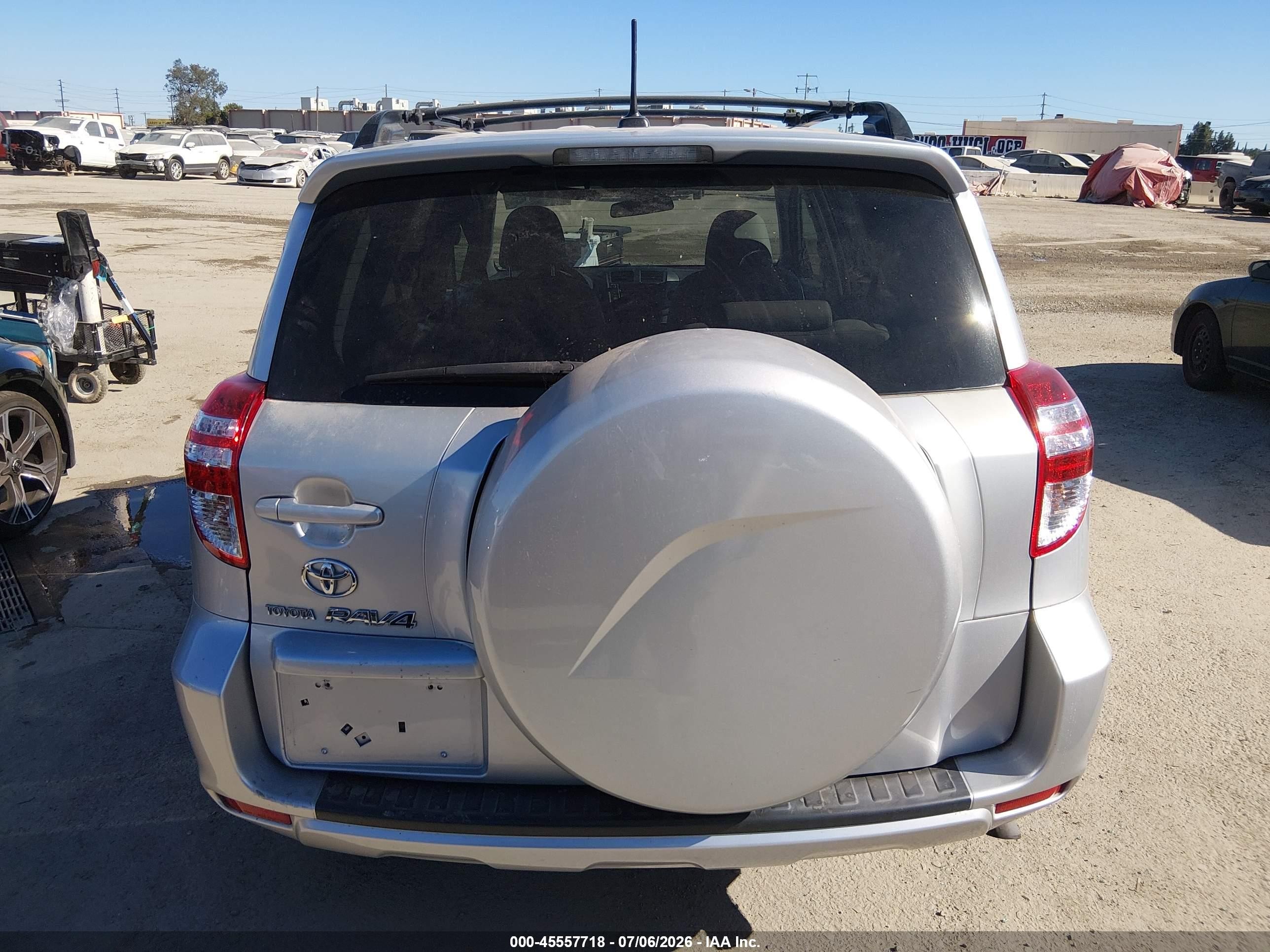 2010 Toyota Rav4 Silver vin: 2T3ZF4DV0AW033628