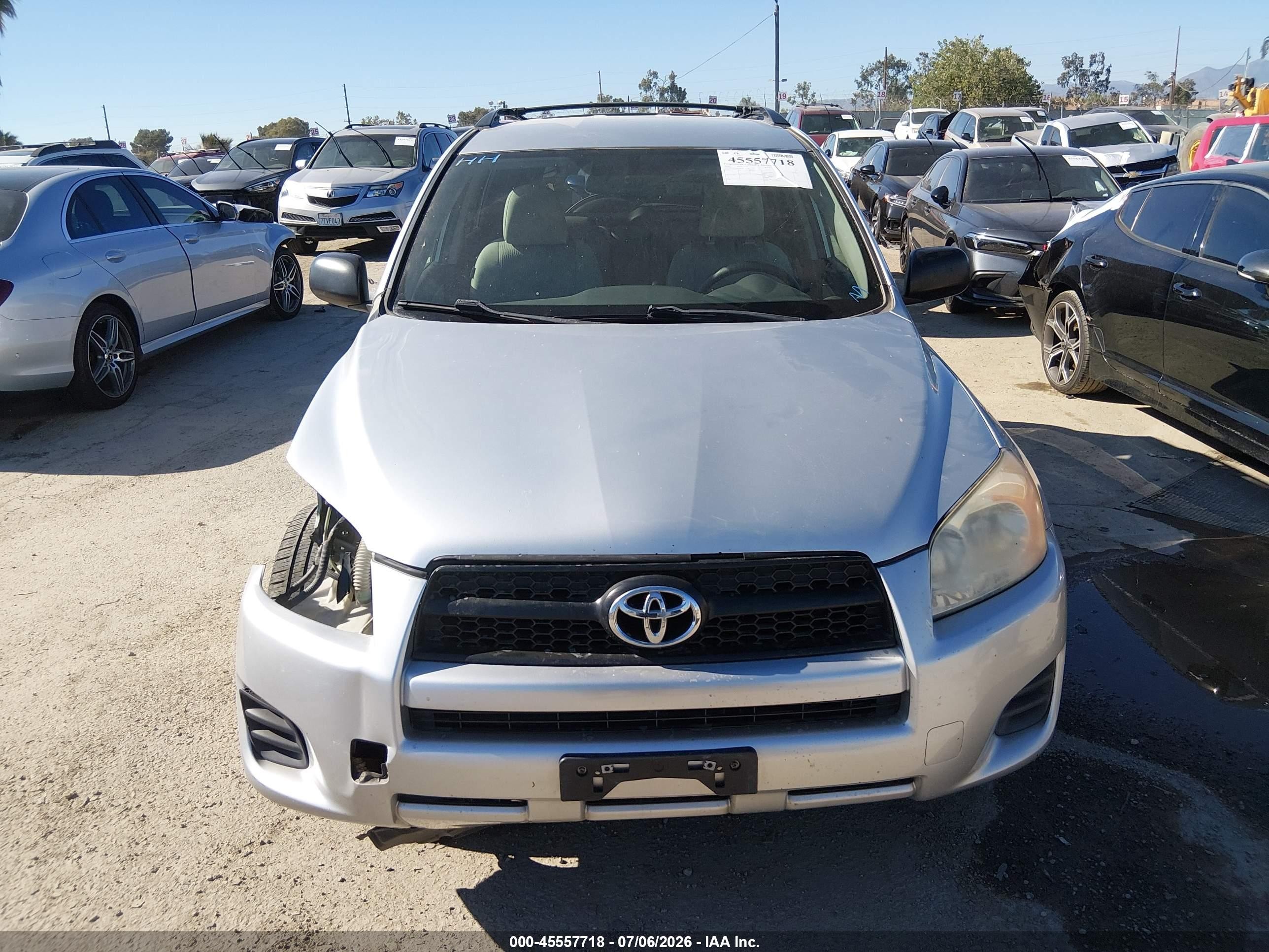 2010 Toyota Rav4 Silver vin: 2T3ZF4DV0AW033628