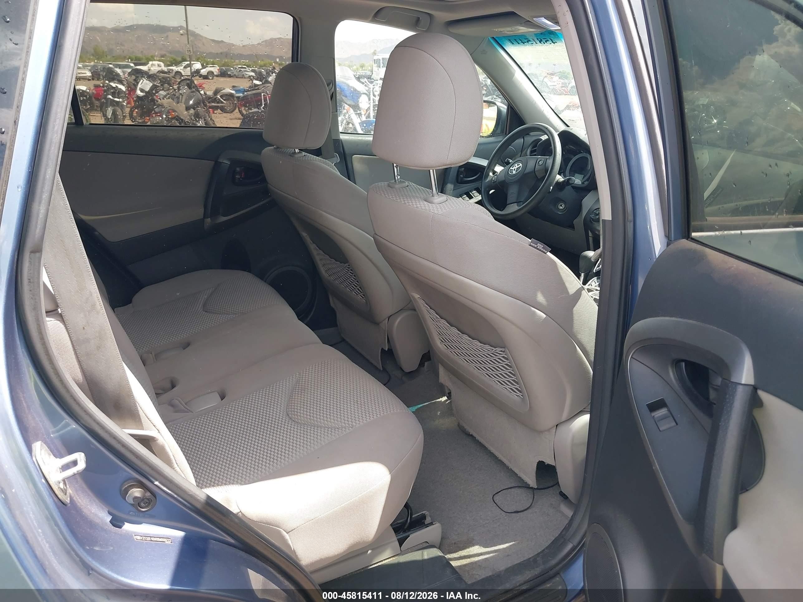 2011 Toyota Rav4   Blue vin: 2T3ZF4DV0BW068722