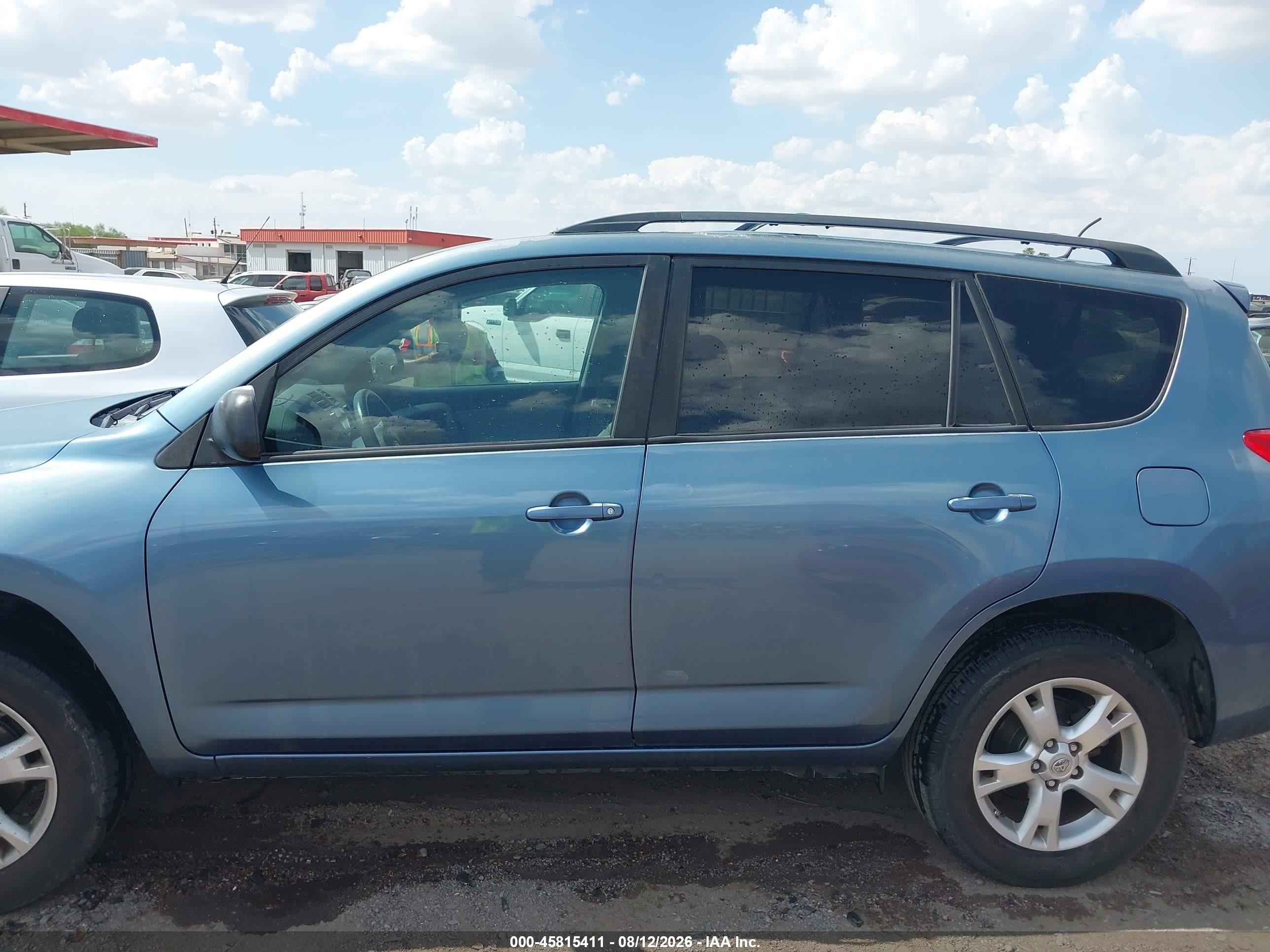 2011 Toyota Rav4   Blue vin: 2T3ZF4DV0BW068722