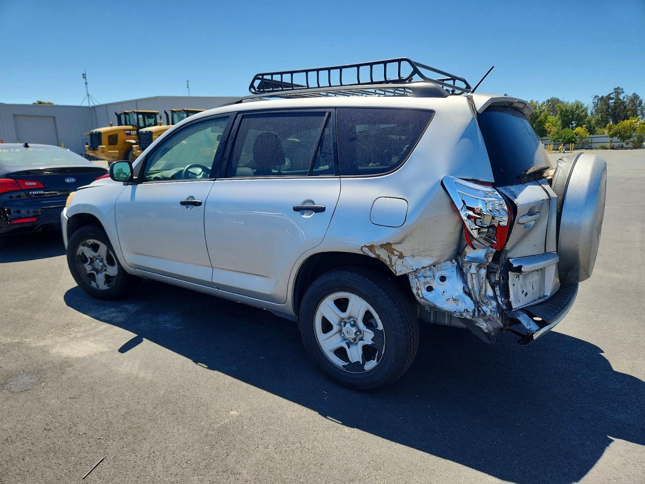 2011 Toyota Rav4 Base Silver vin: 2T3ZF4DV0BW070387