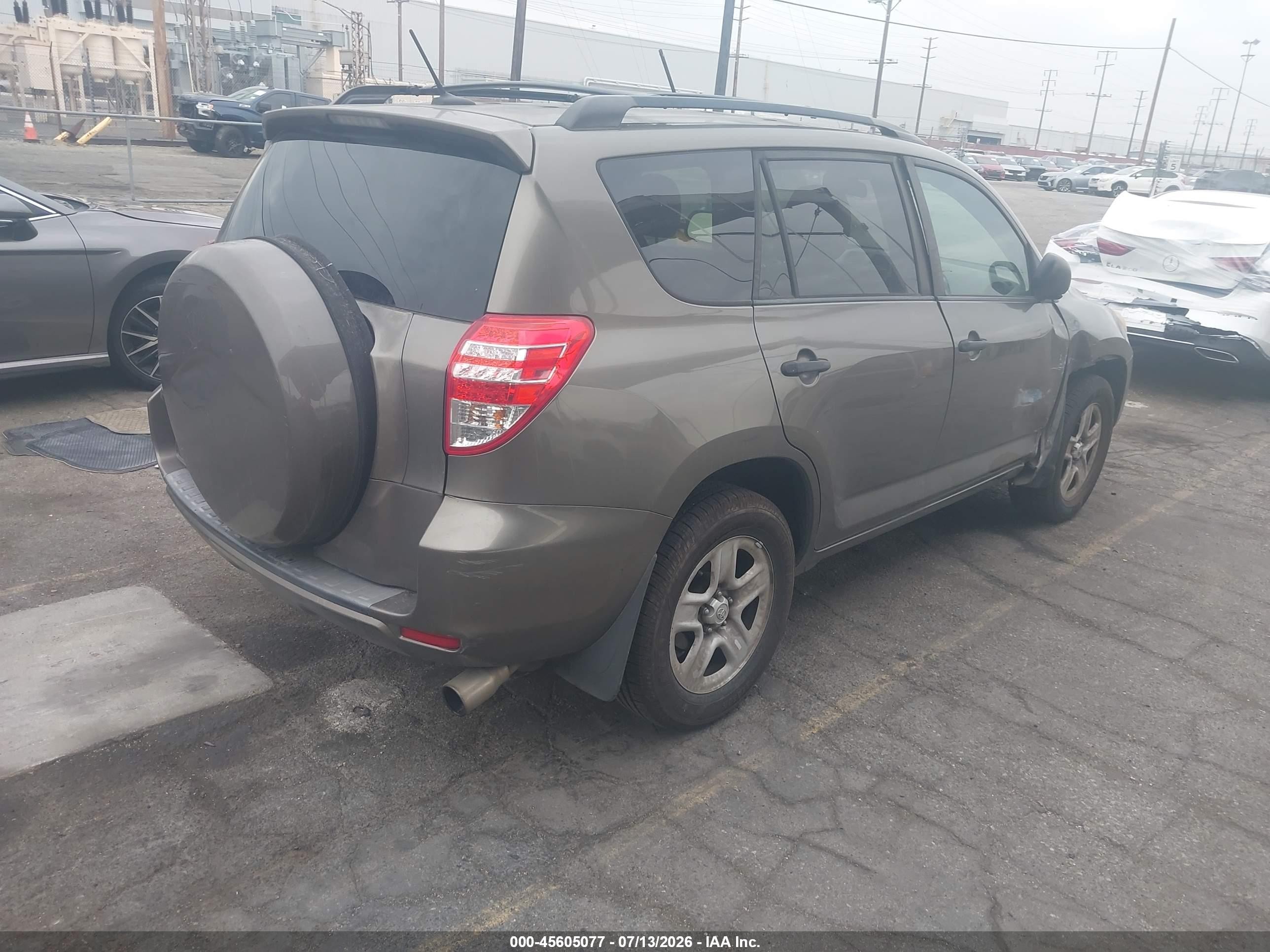 2011 Toyota Rav4   Brown vin: 2T3ZF4DV0BW078814