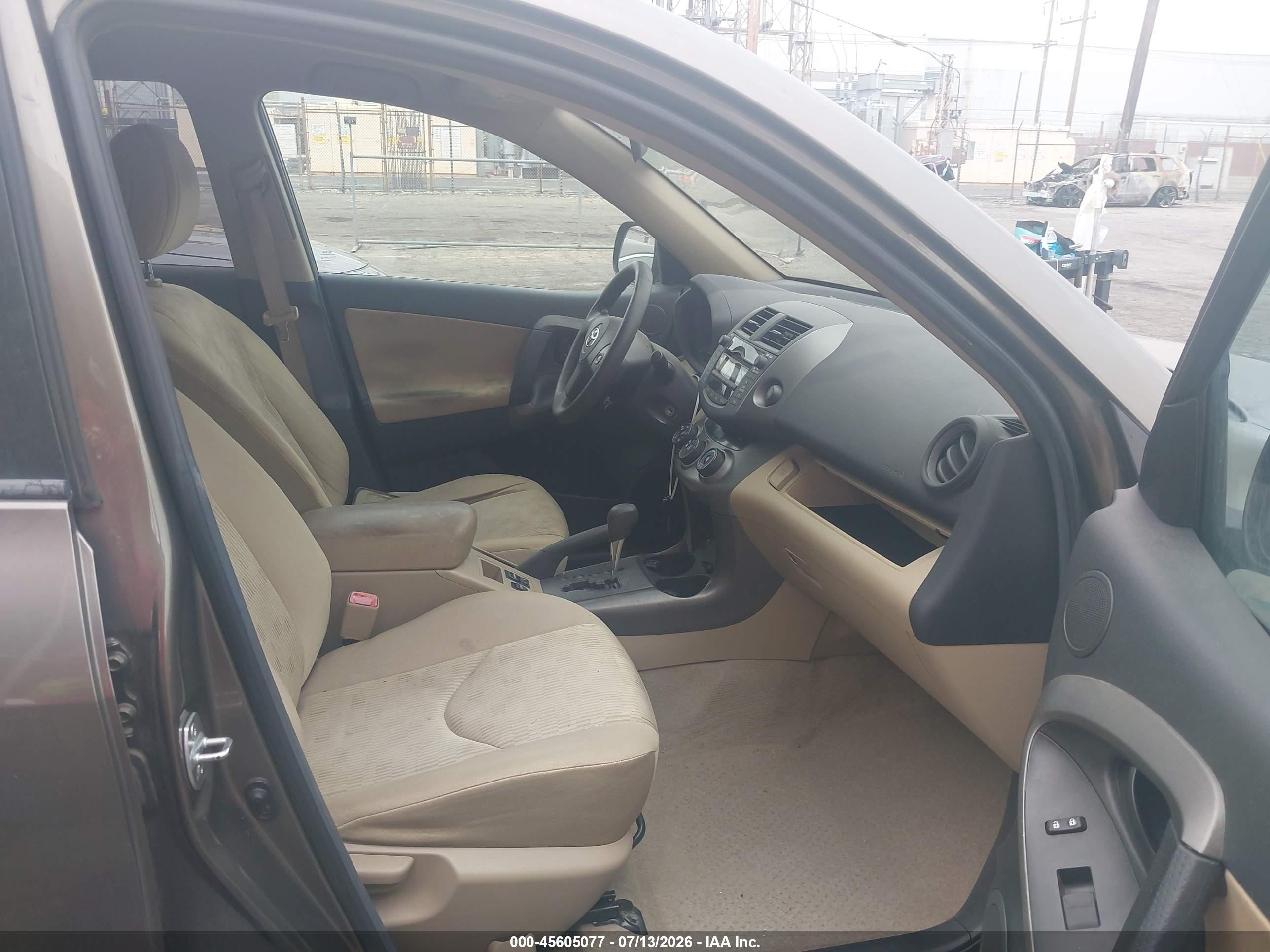 2011 Toyota Rav4   Brown vin: 2T3ZF4DV0BW078814