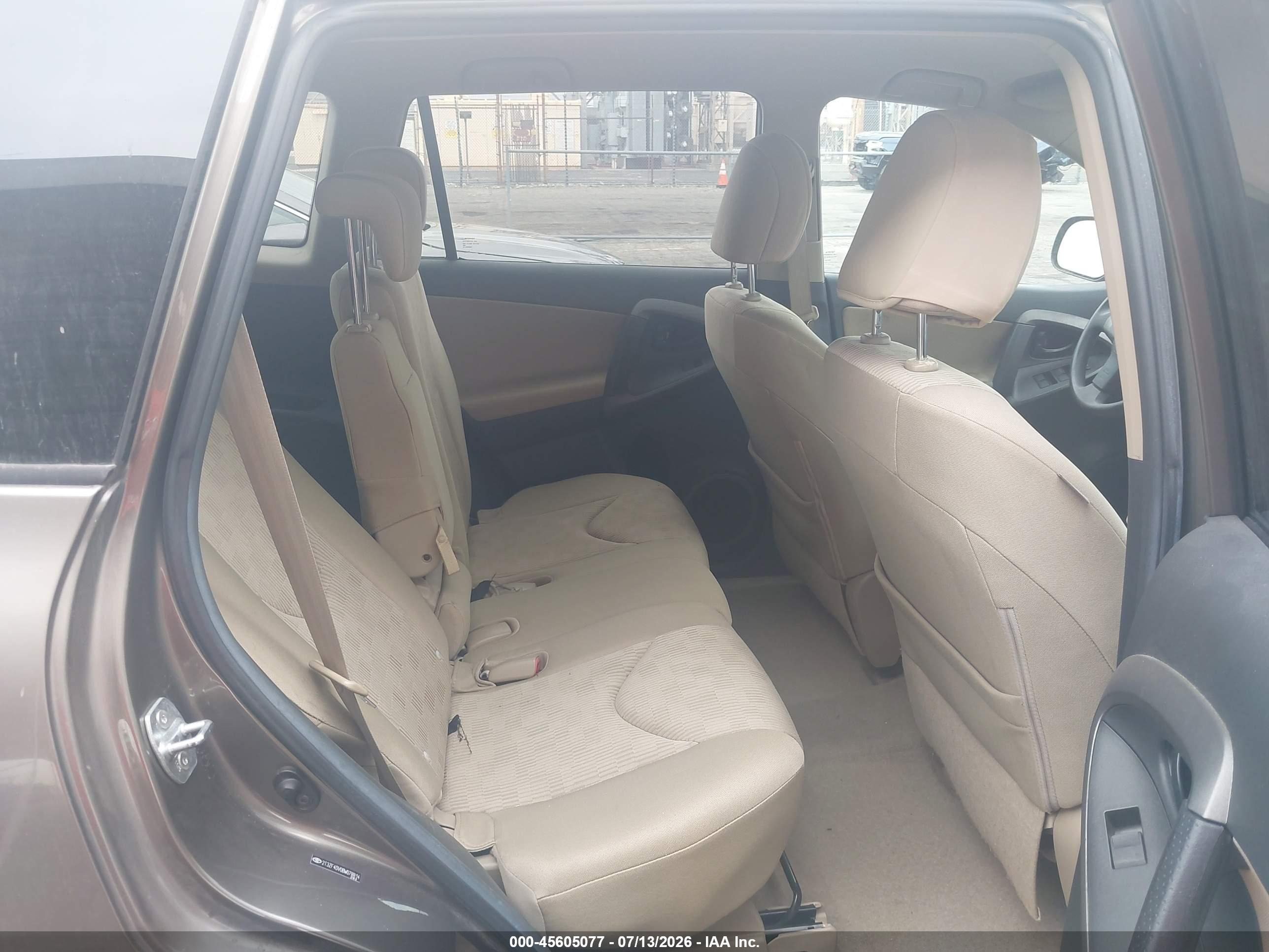 2011 Toyota Rav4   Brown vin: 2T3ZF4DV0BW078814