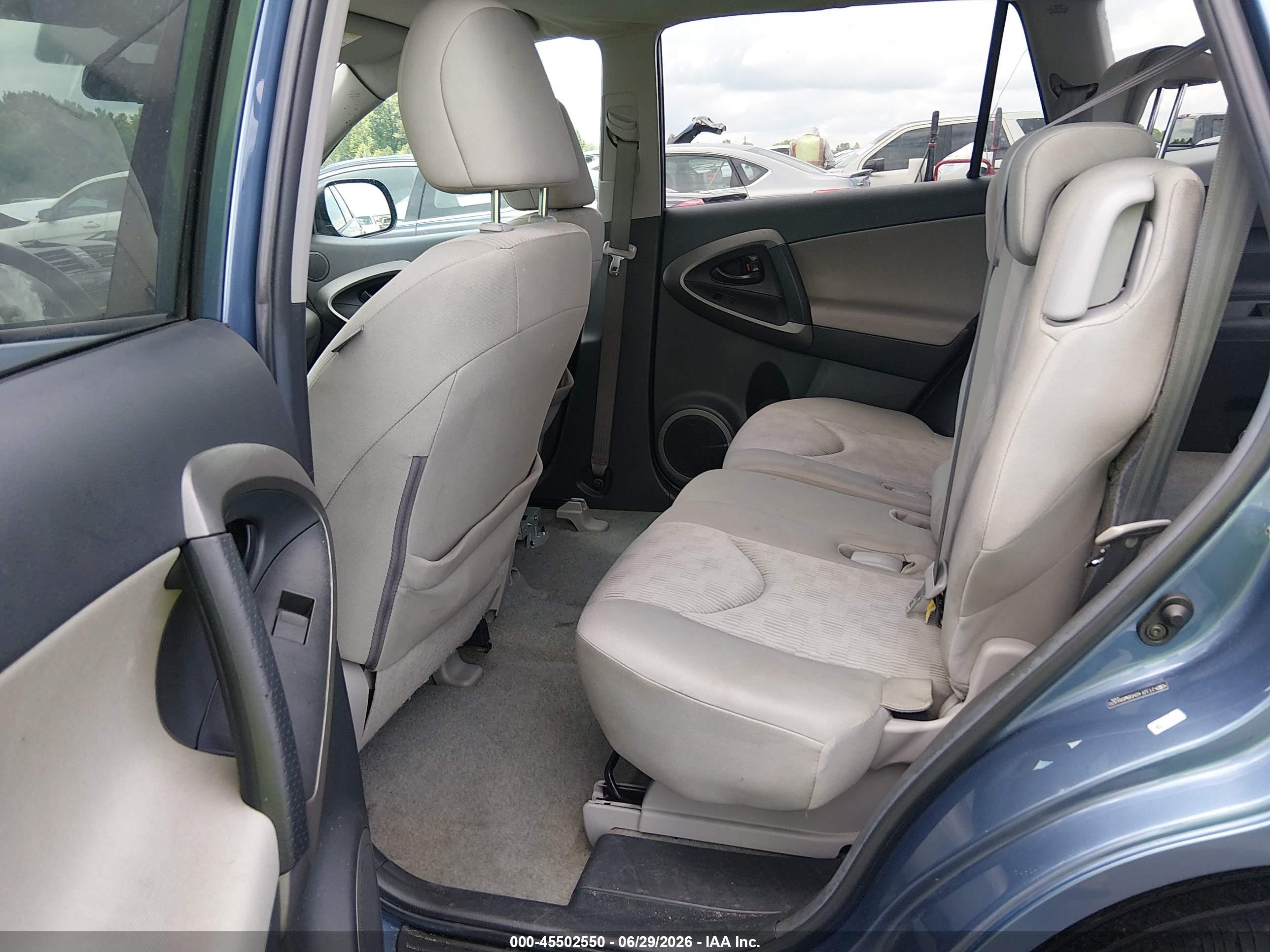 2011 Toyota Rav4   Blue vin: 2T3ZF4DV0BW084970