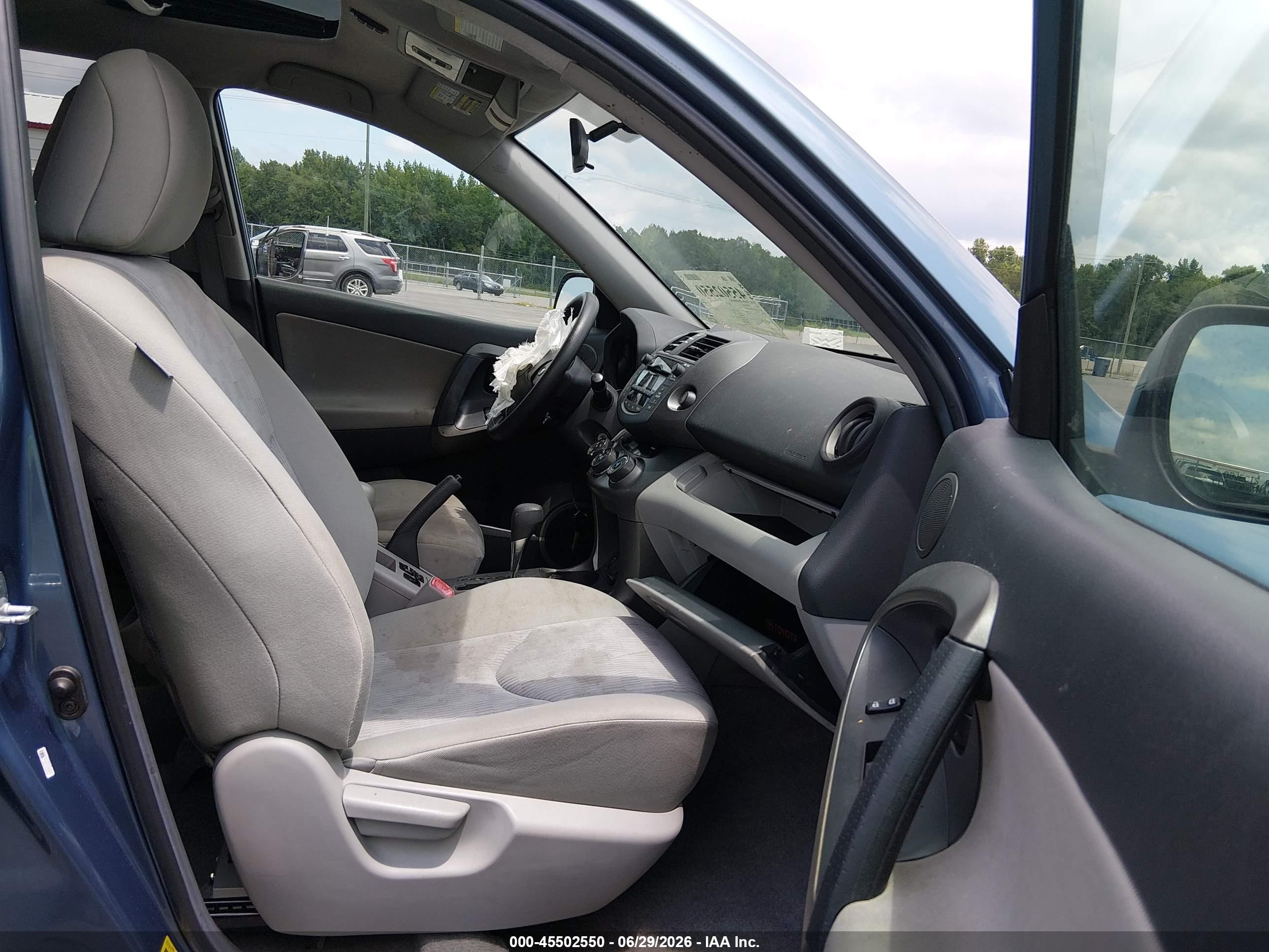 2011 Toyota Rav4   Blue vin: 2T3ZF4DV0BW084970